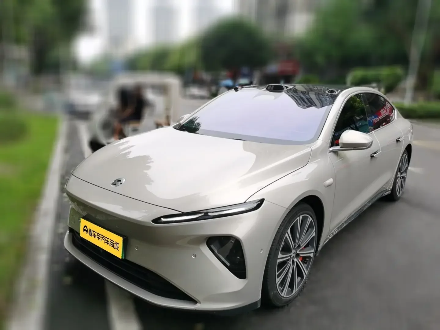 NIO ET7