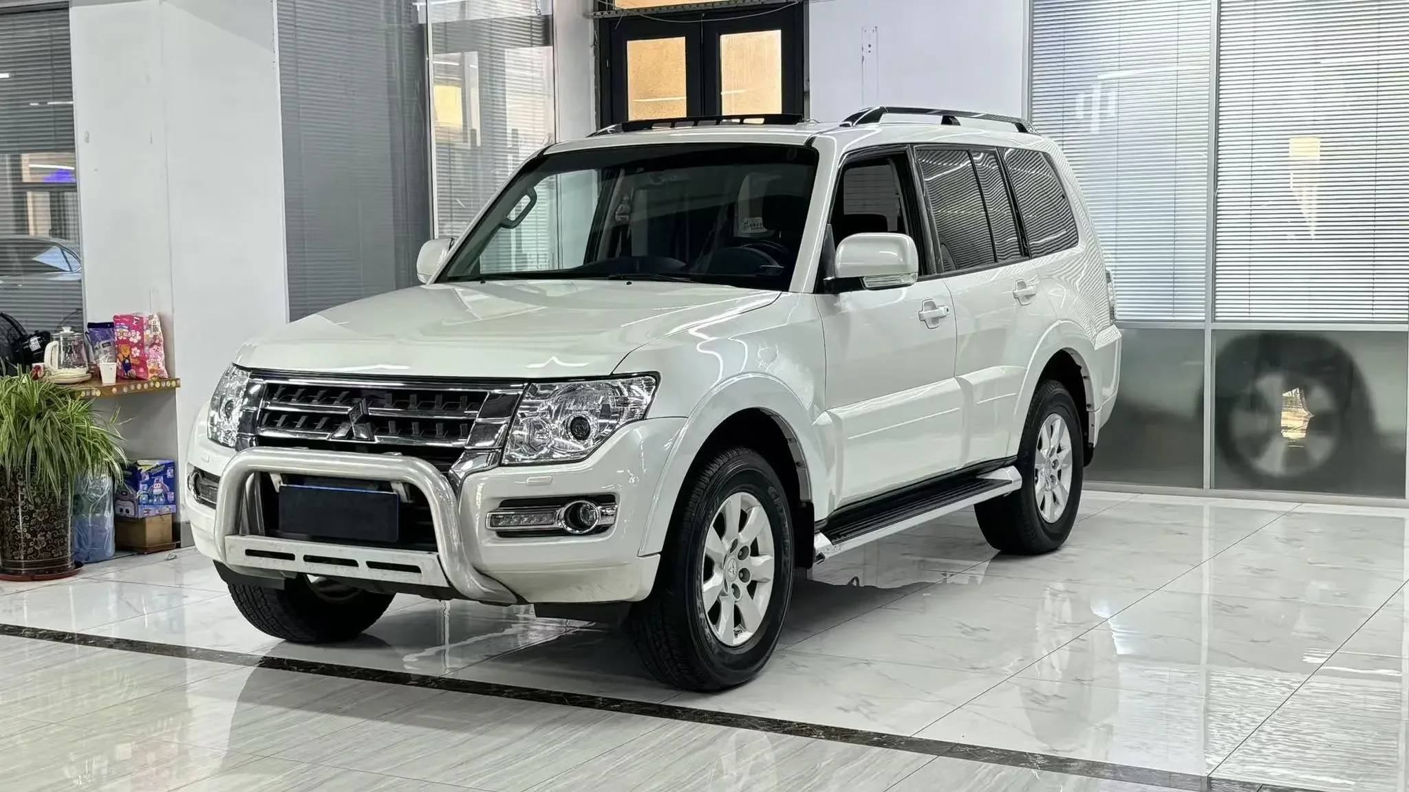 Mitsubishi Pajero  из Китая