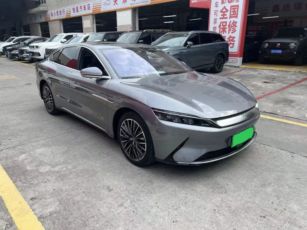 BYD Han EV