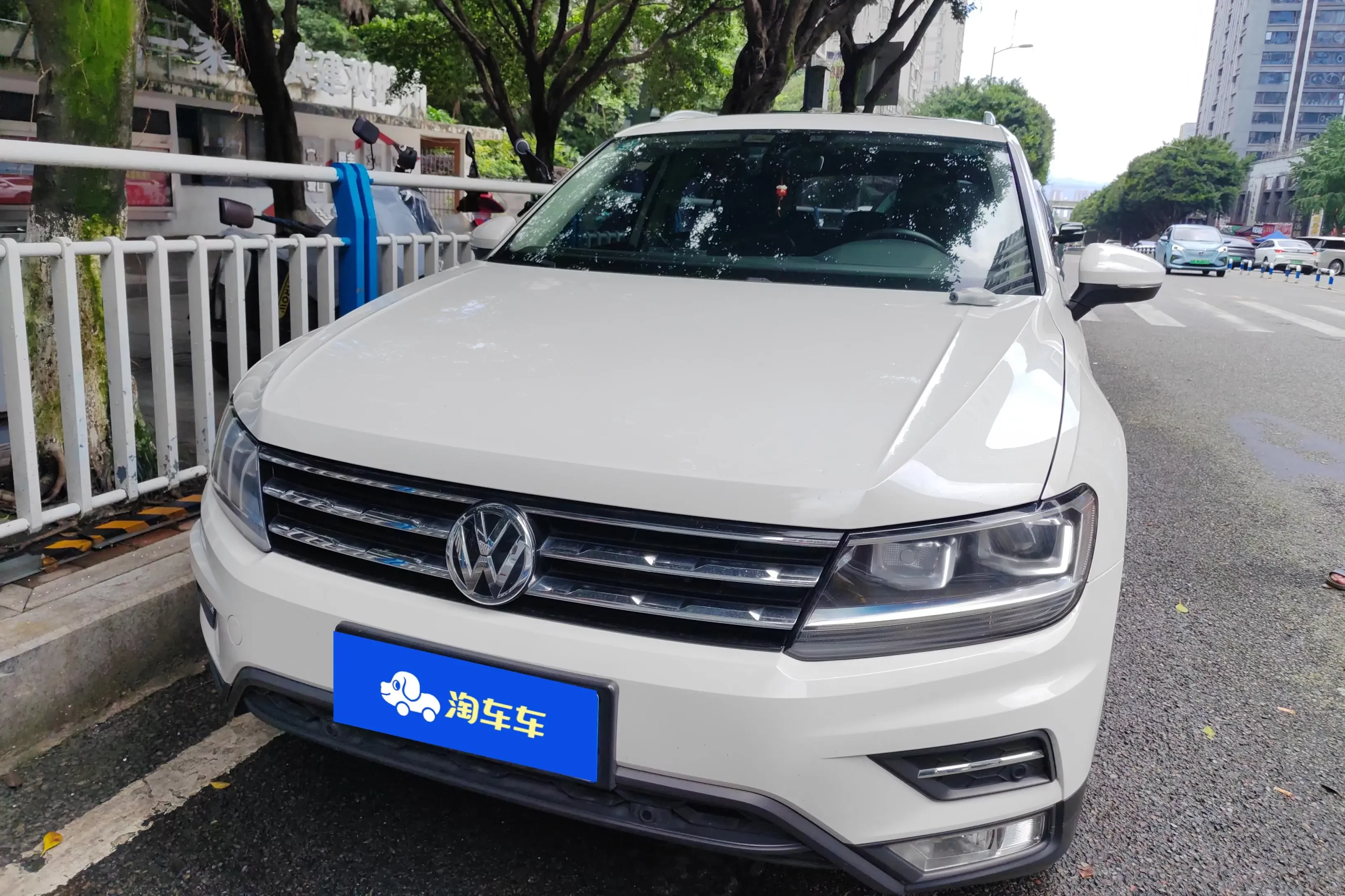 Volkswagen Tiguan L
