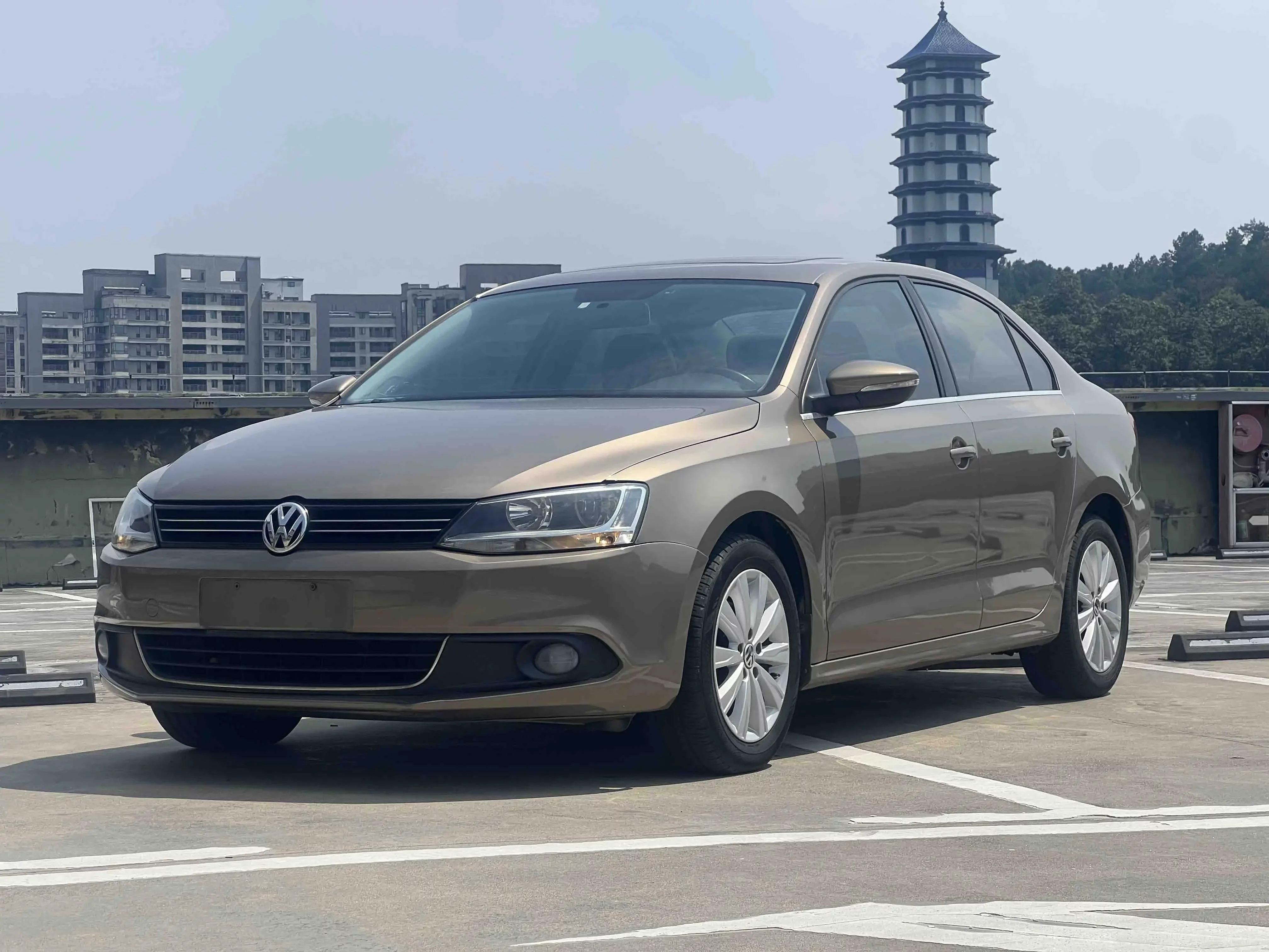 Volkswagen Sagitar