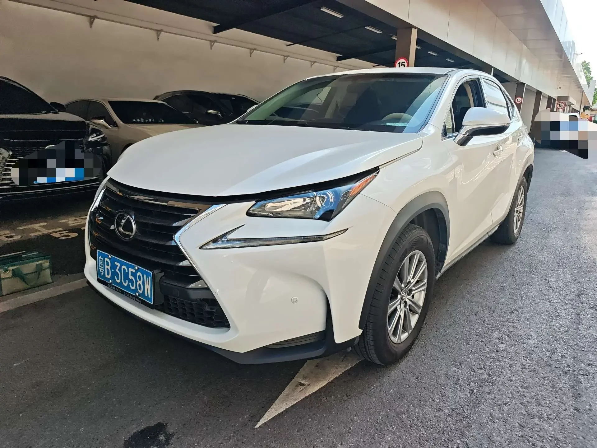 Lexus NX