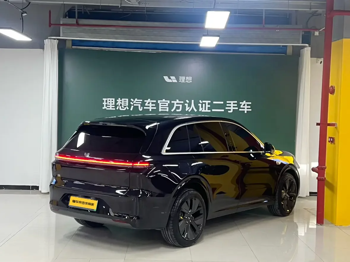 Lixiang L6