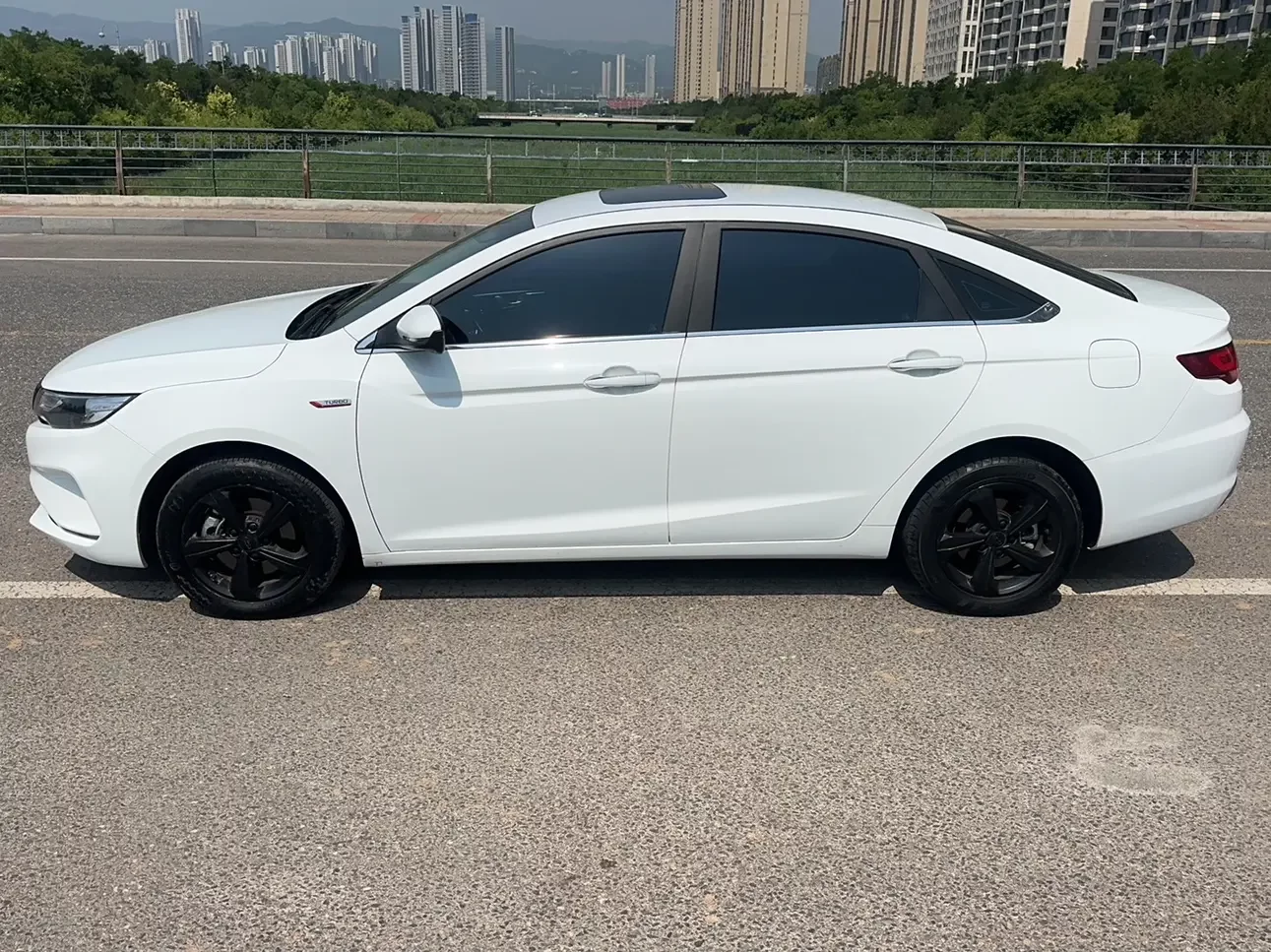 Geely Emgrand GL