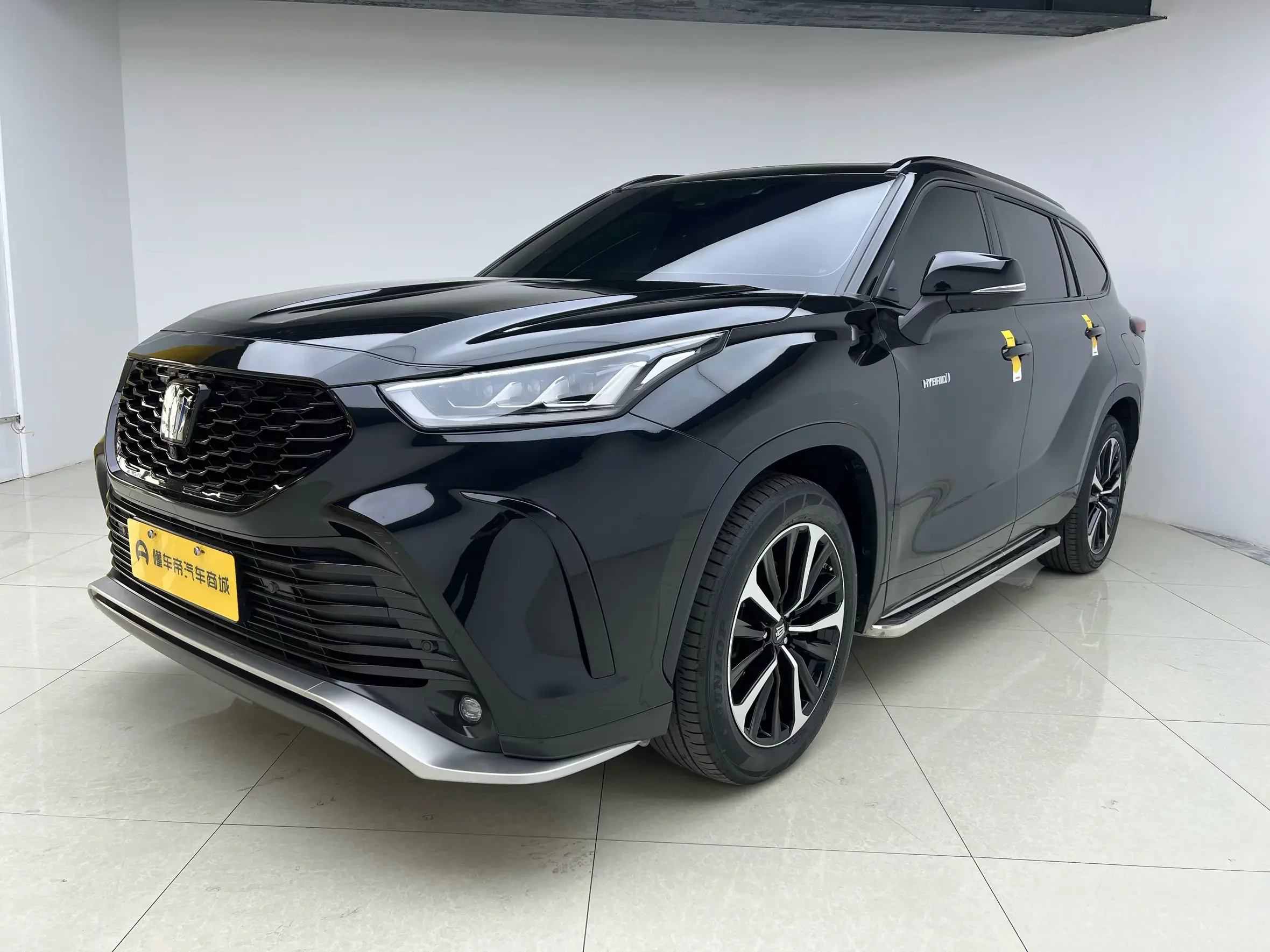 Toyota Crown Kluger