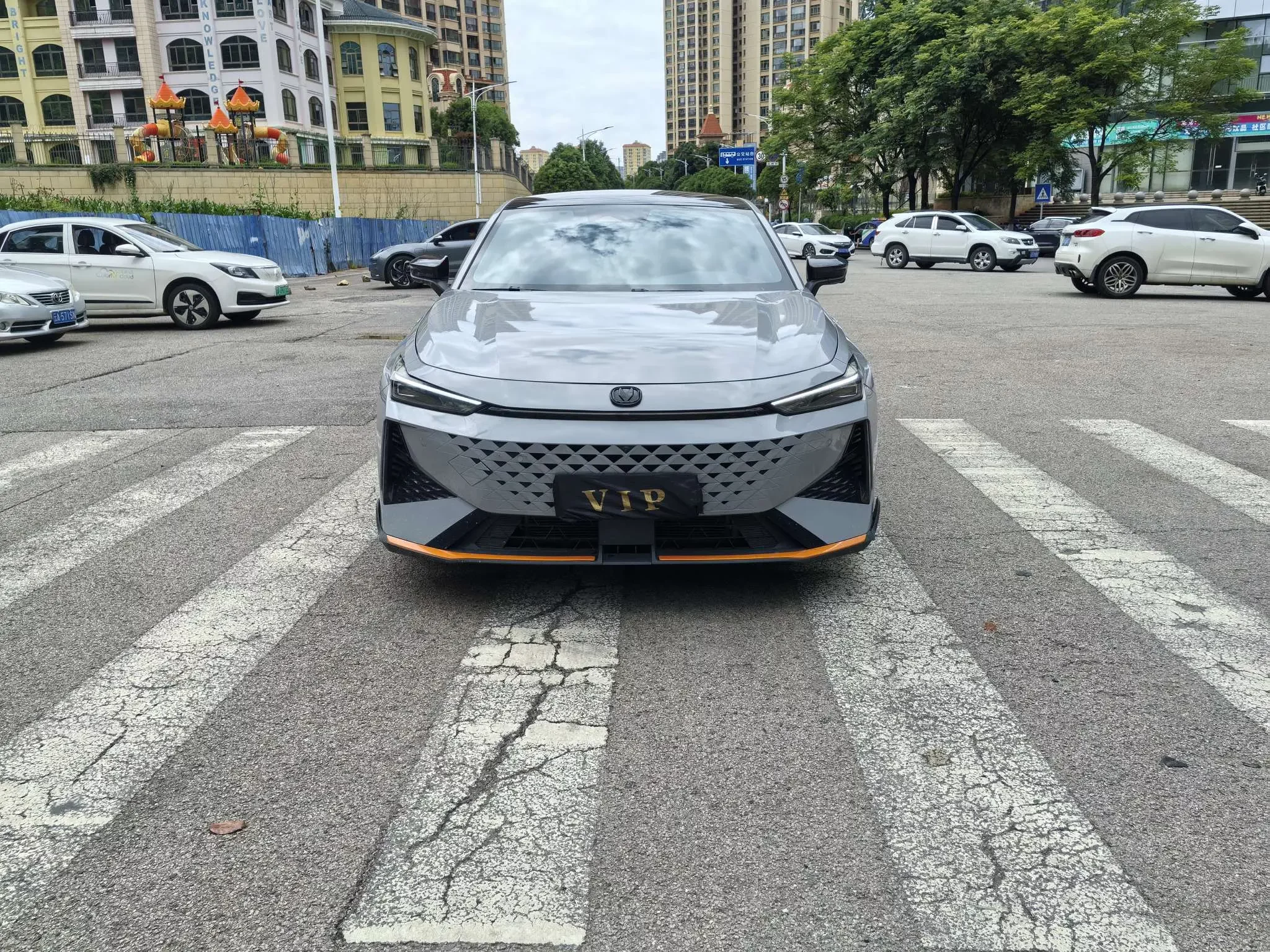 Changan UNI-V
