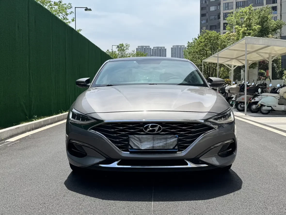 Hyundai Lafesta