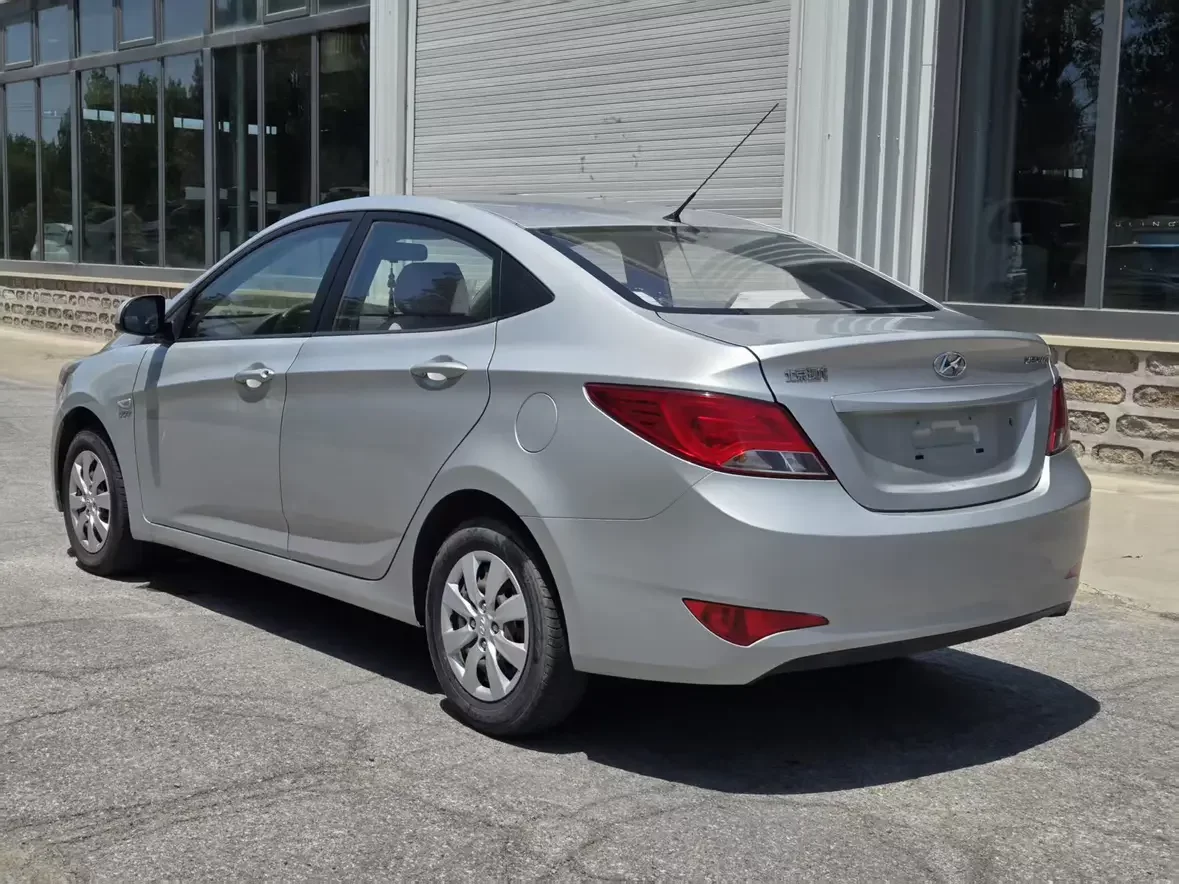 Hyundai Verna