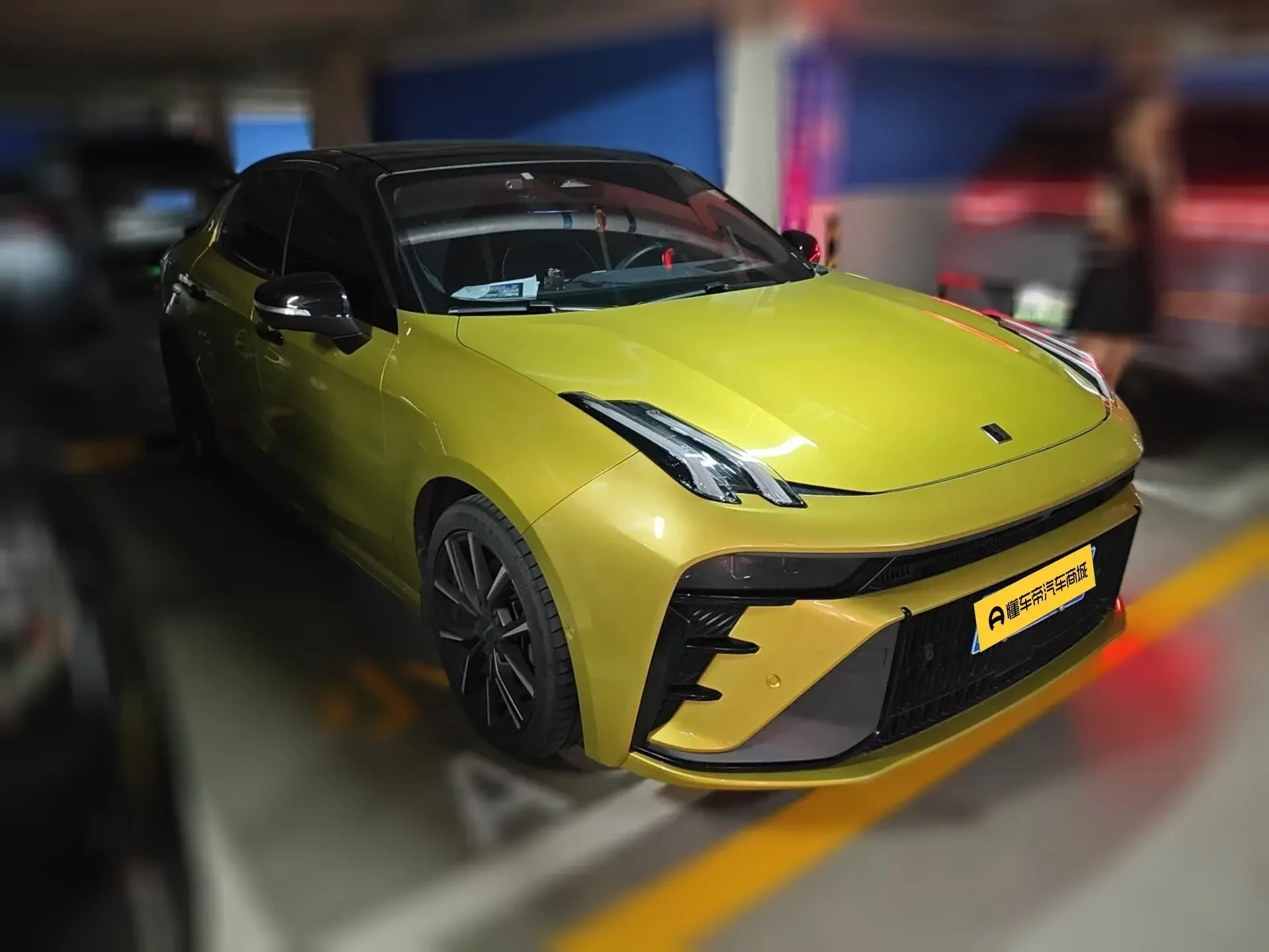 Lynk & Co 03
