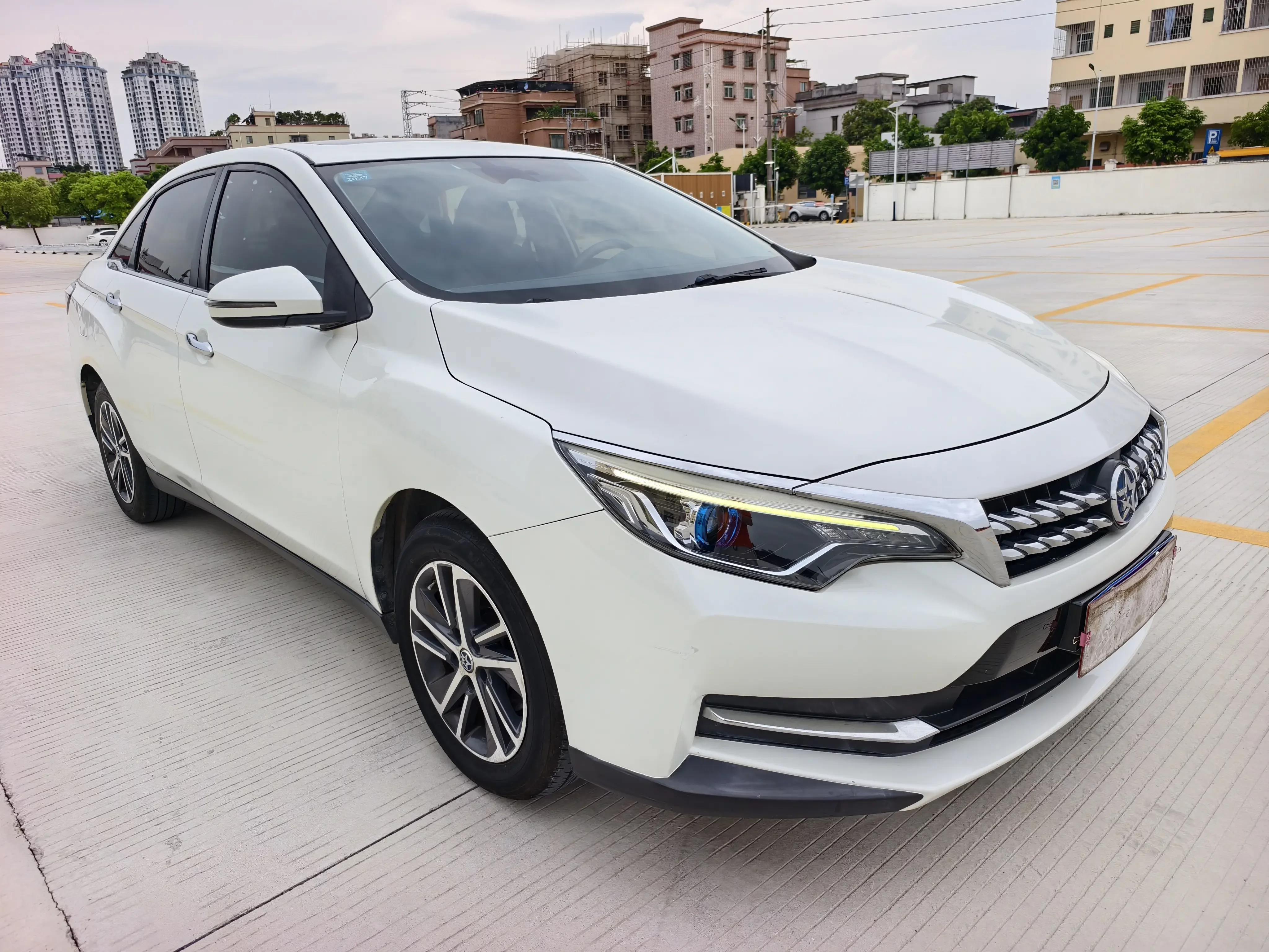 Kai Chen Venucia D60