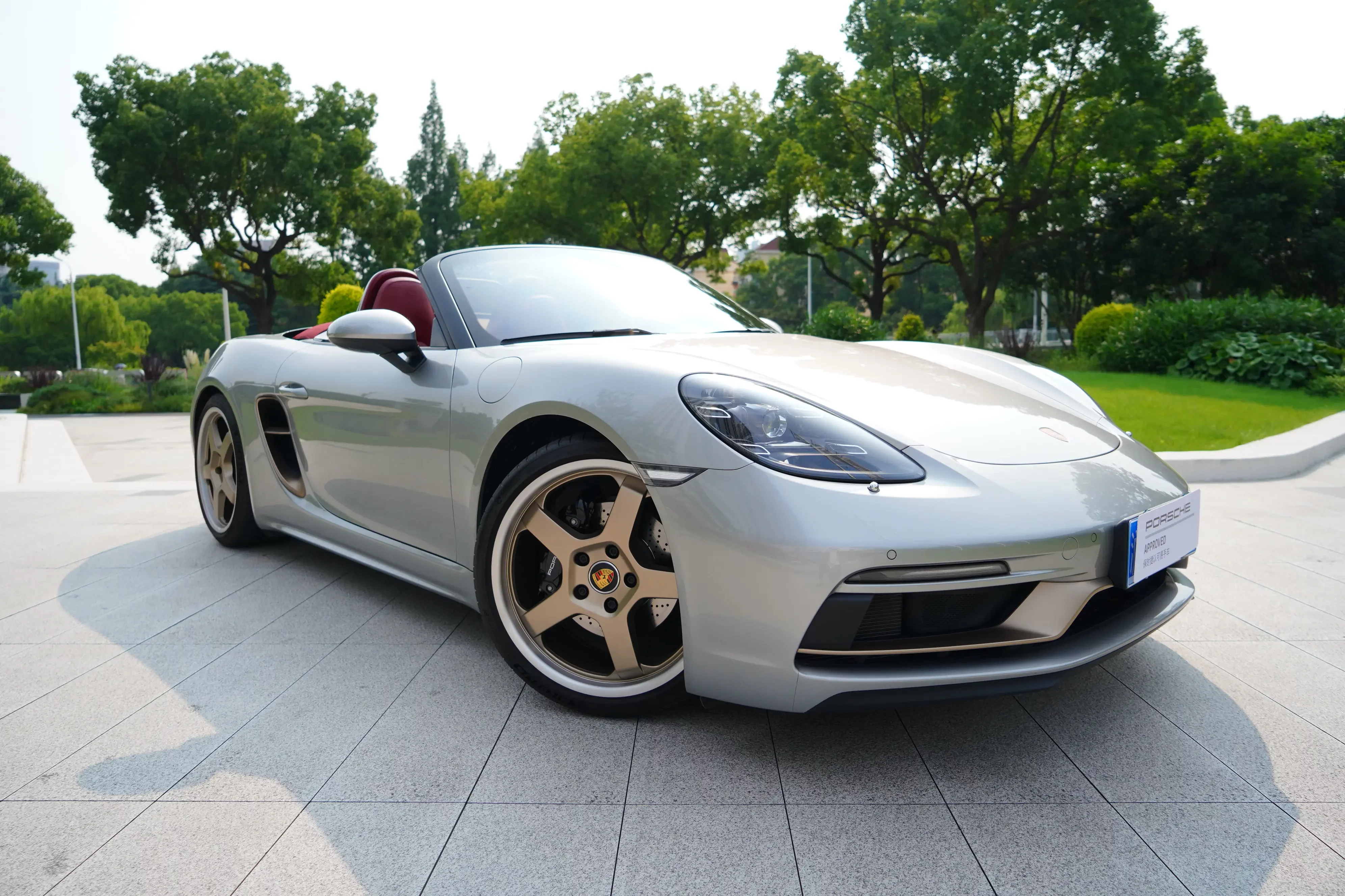 Porsche 718