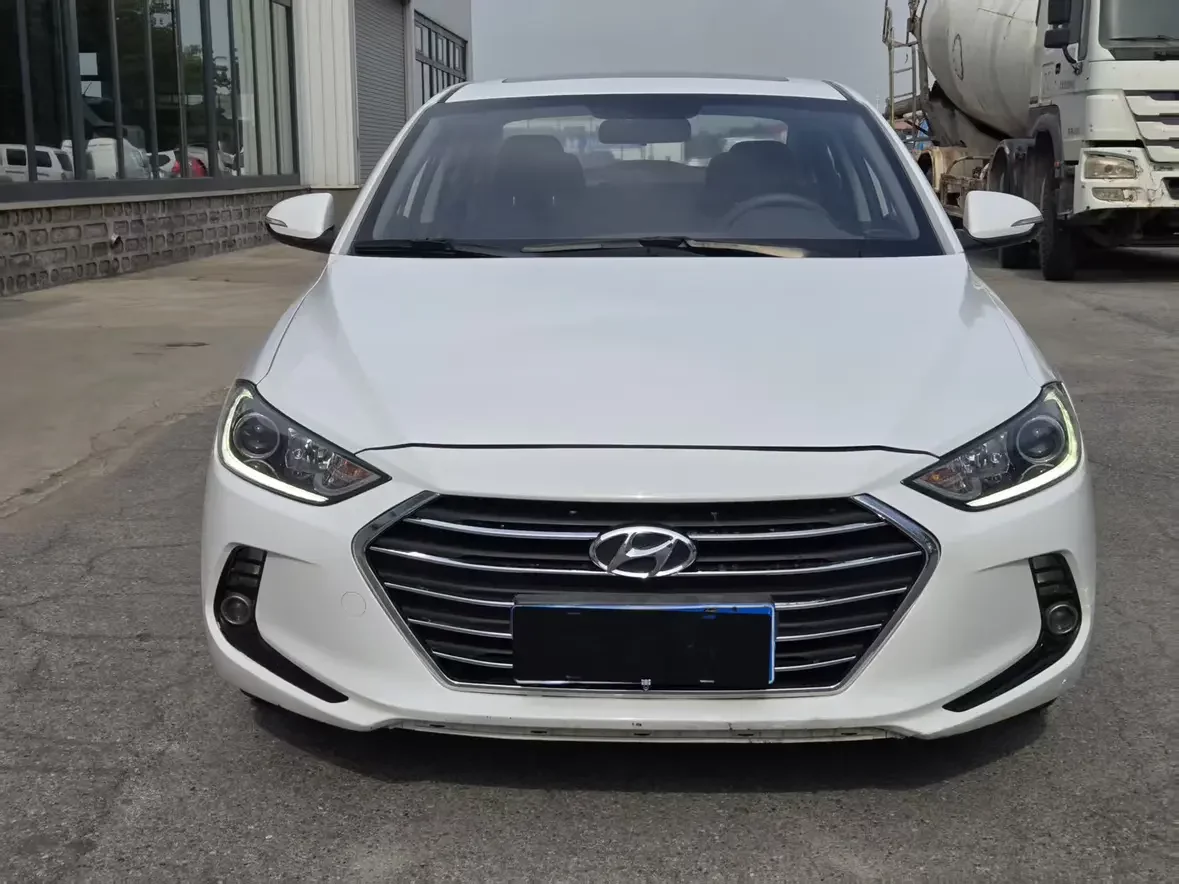 Hyundai lead