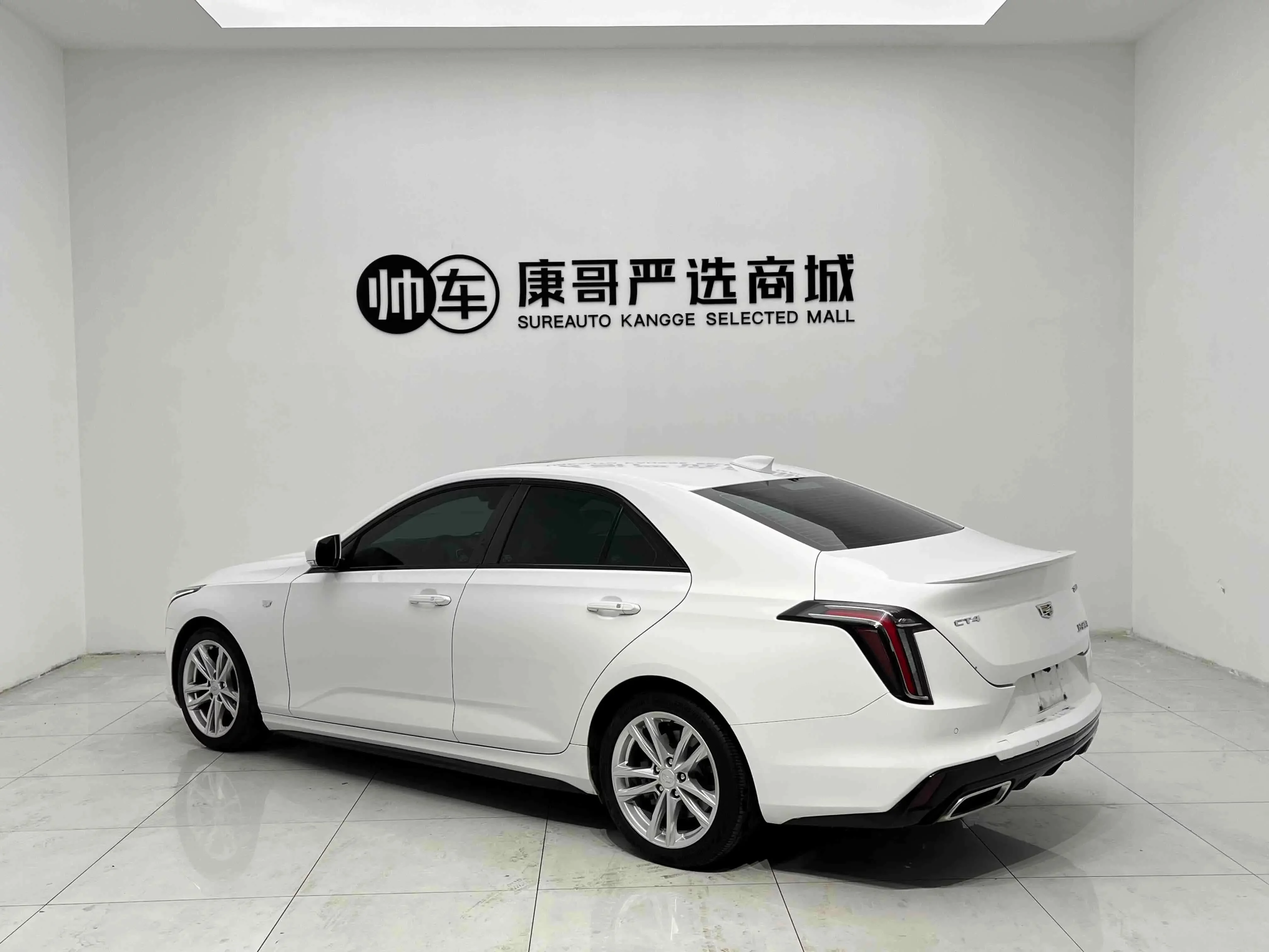 Cadillac CT4