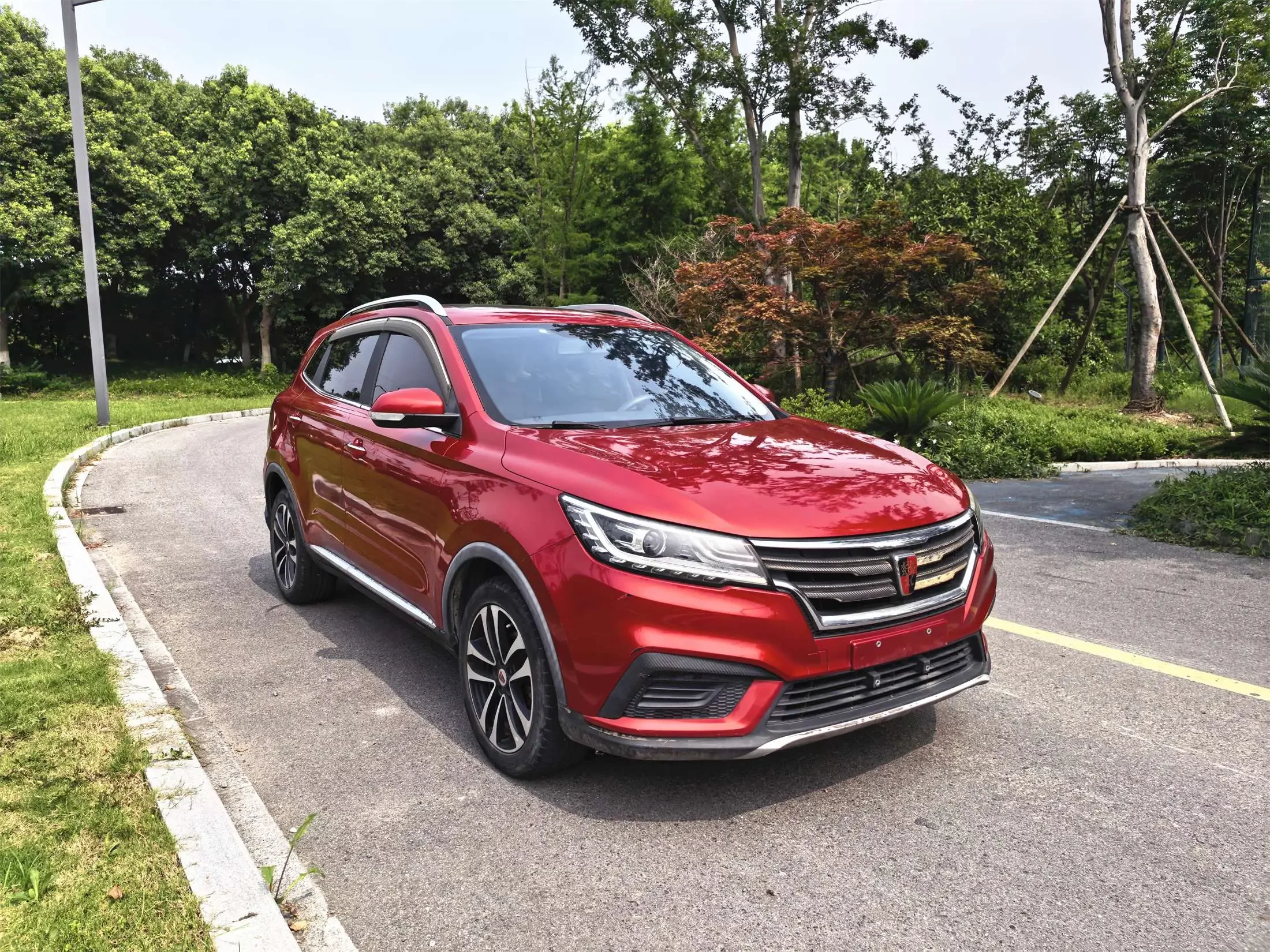 Roewe RX3