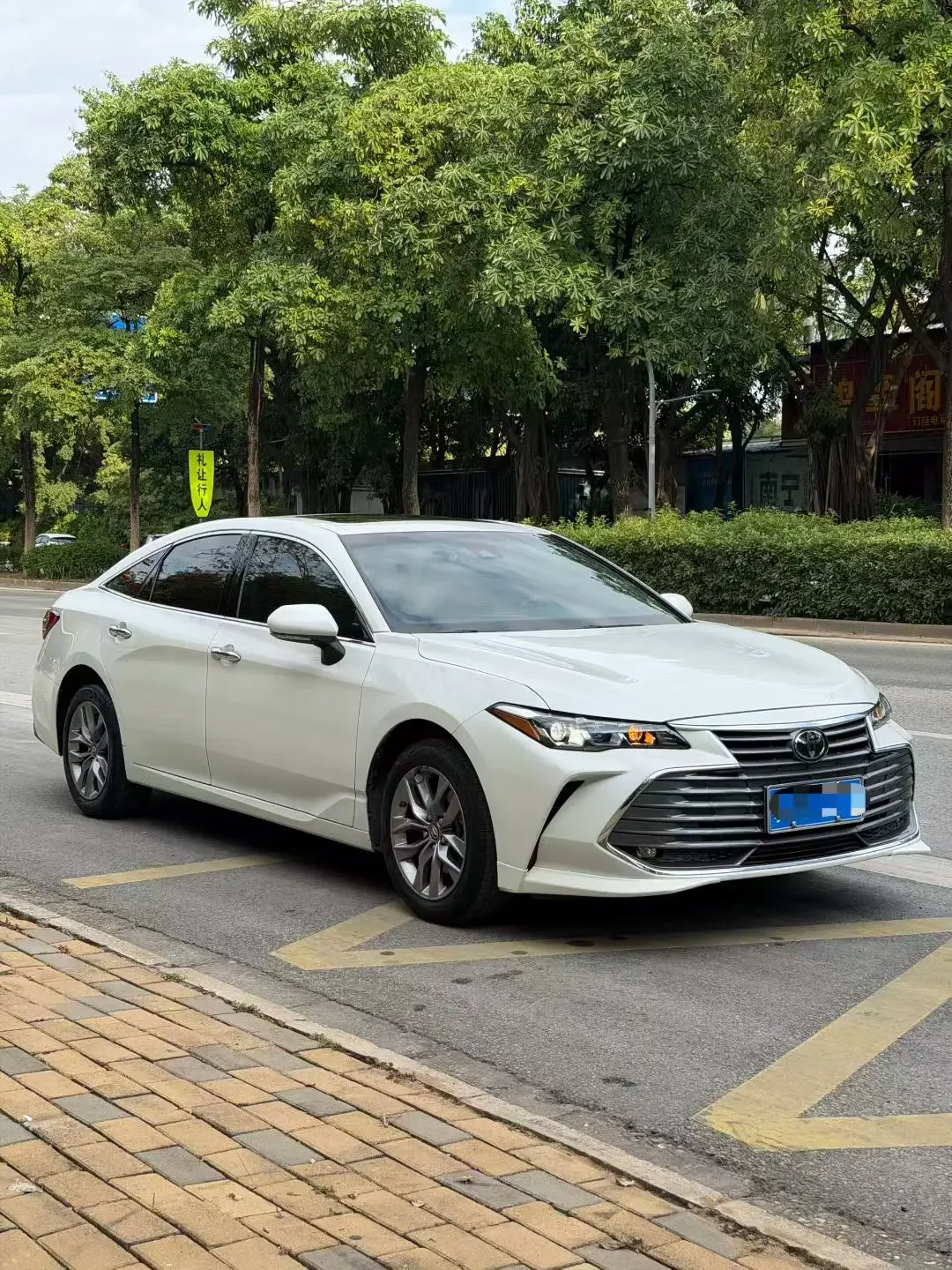 Toyota Avalon
