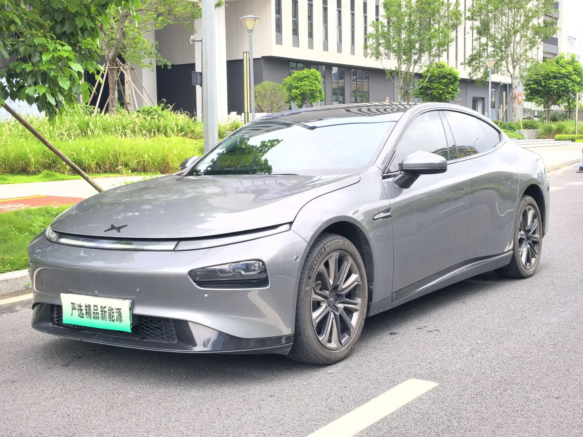 Xpeng P7