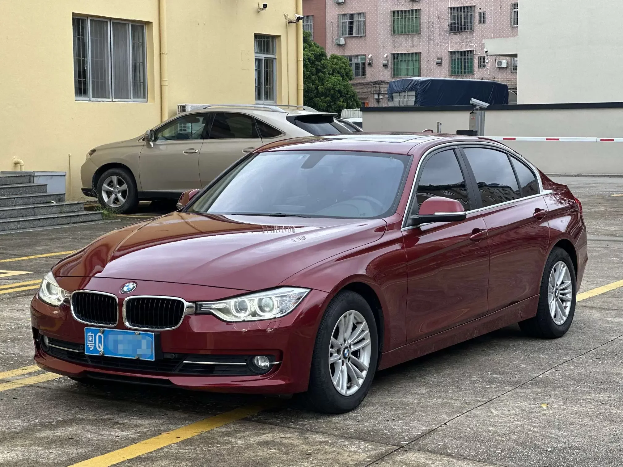 BMW 3 Series  из Китая