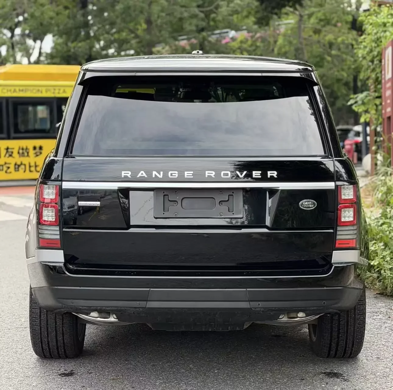 Land Rover range rover
