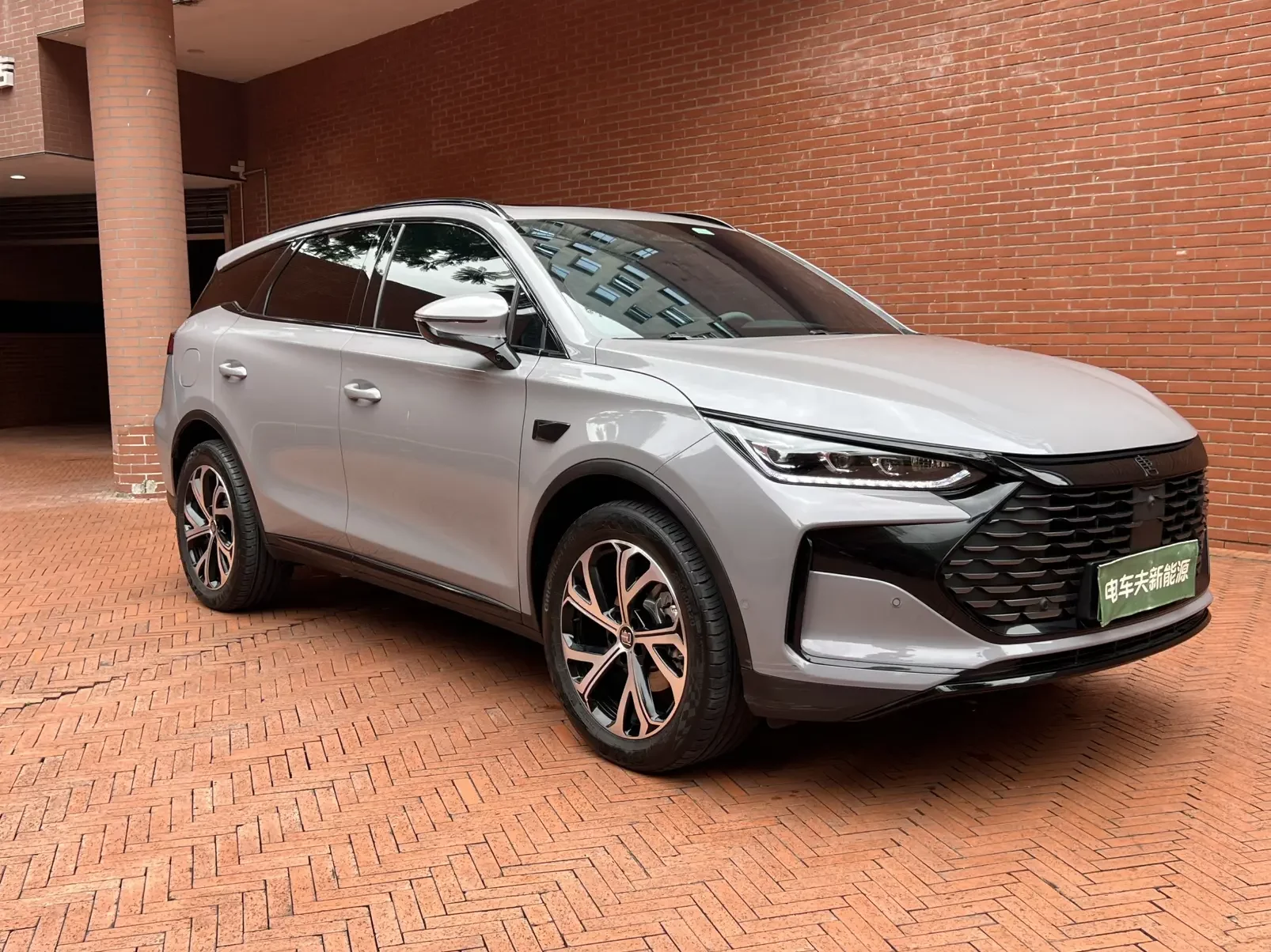 BYD Tang DM