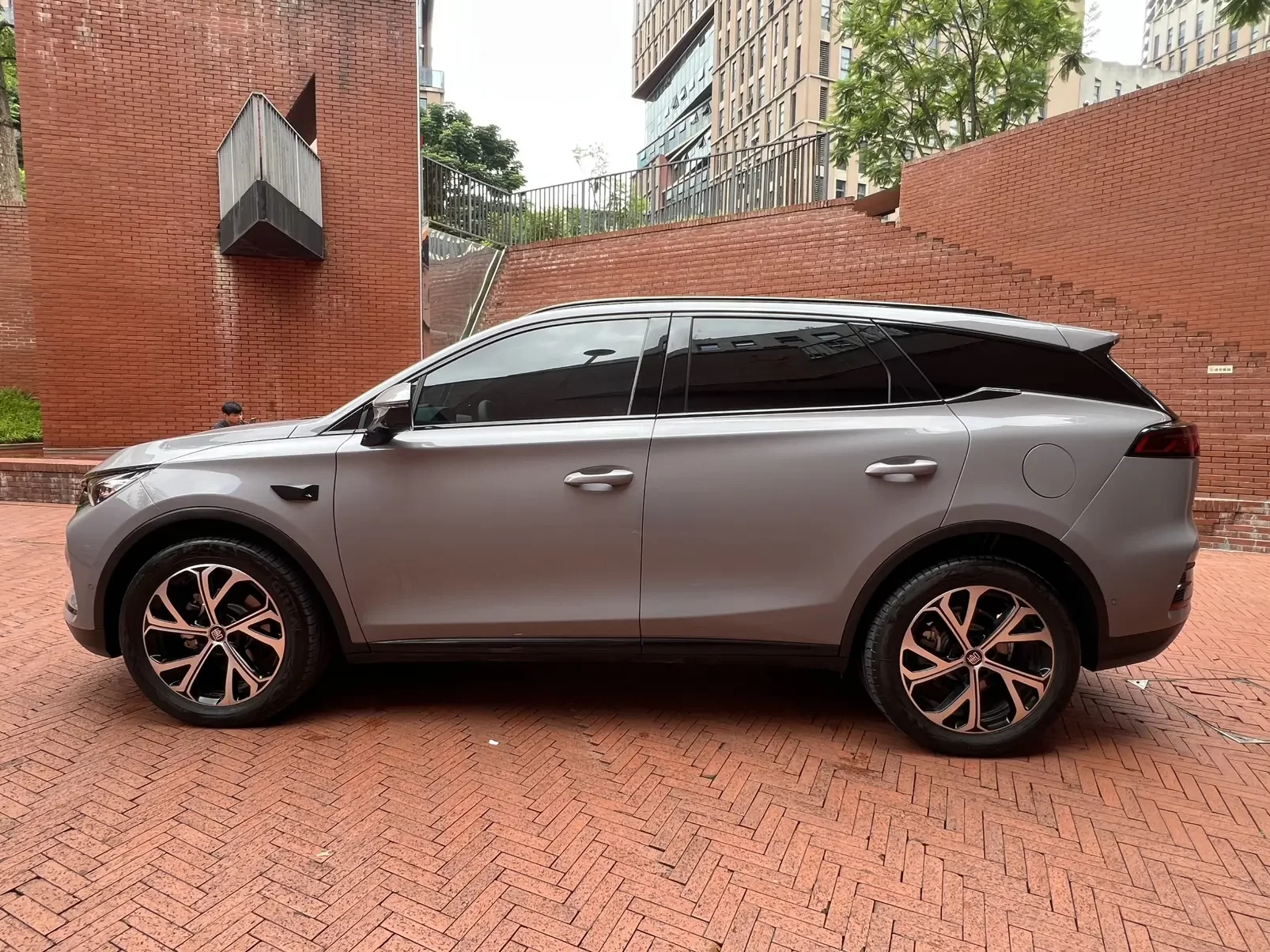 BYD Tang DM