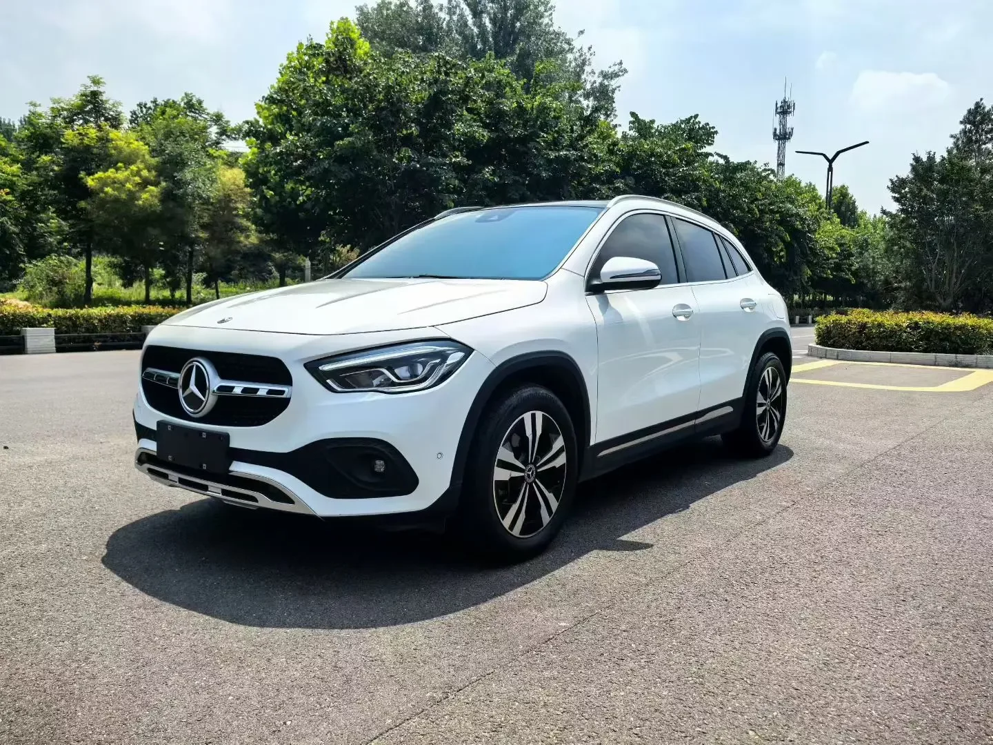 Mercedes-Benz GLA