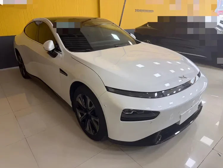 Xpeng P7