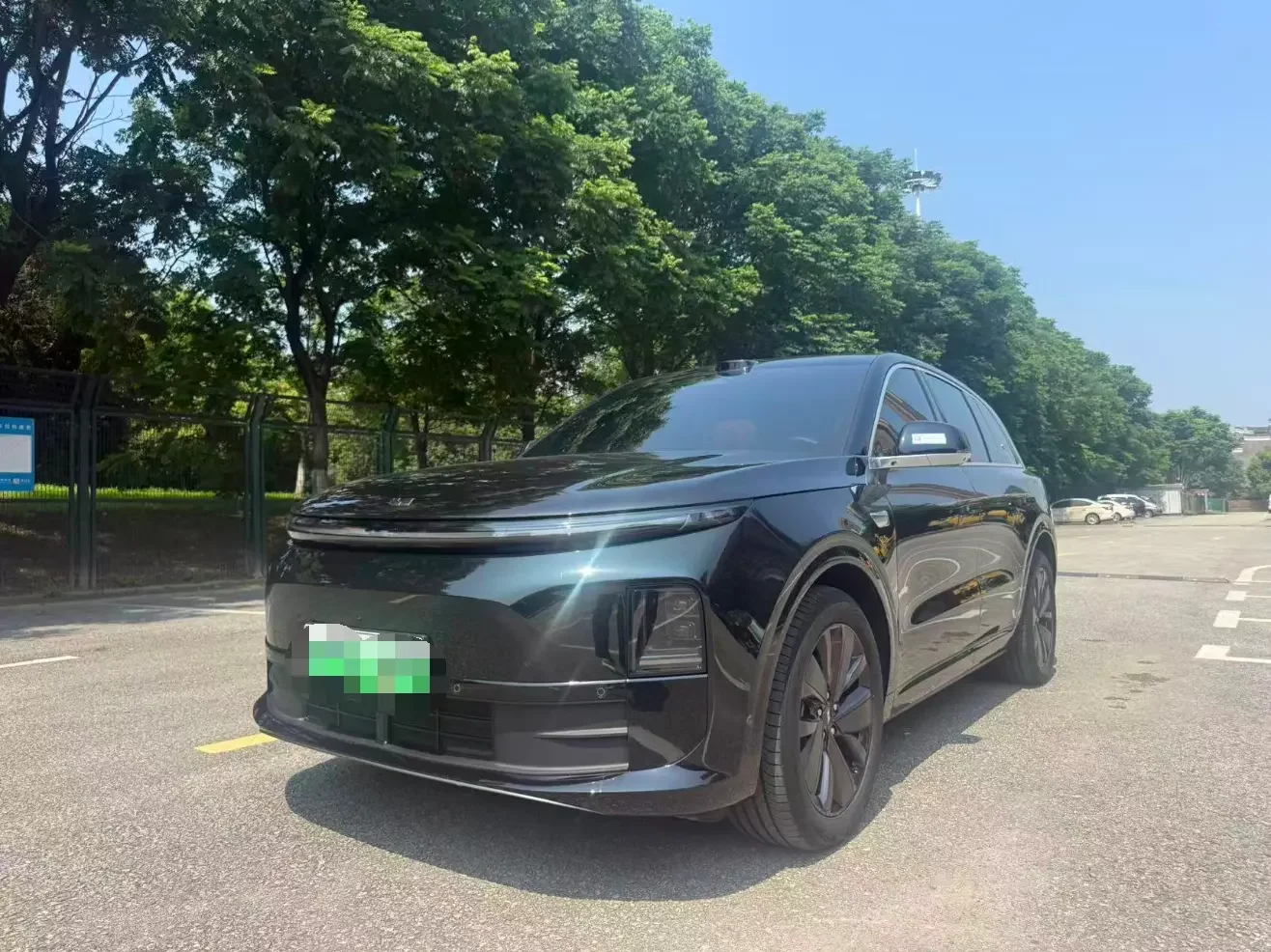 Li L6 (Ideal L6)  из Китая