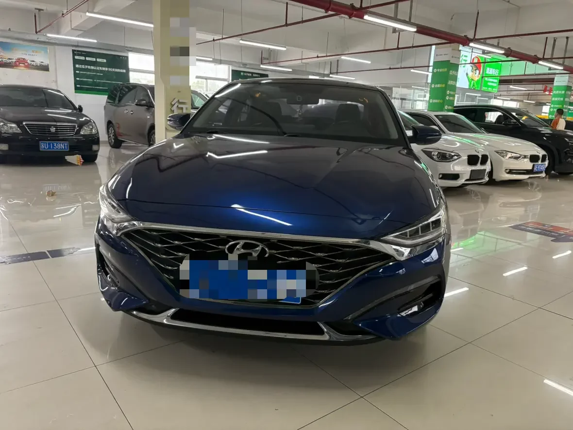 Hyundai Lafesta