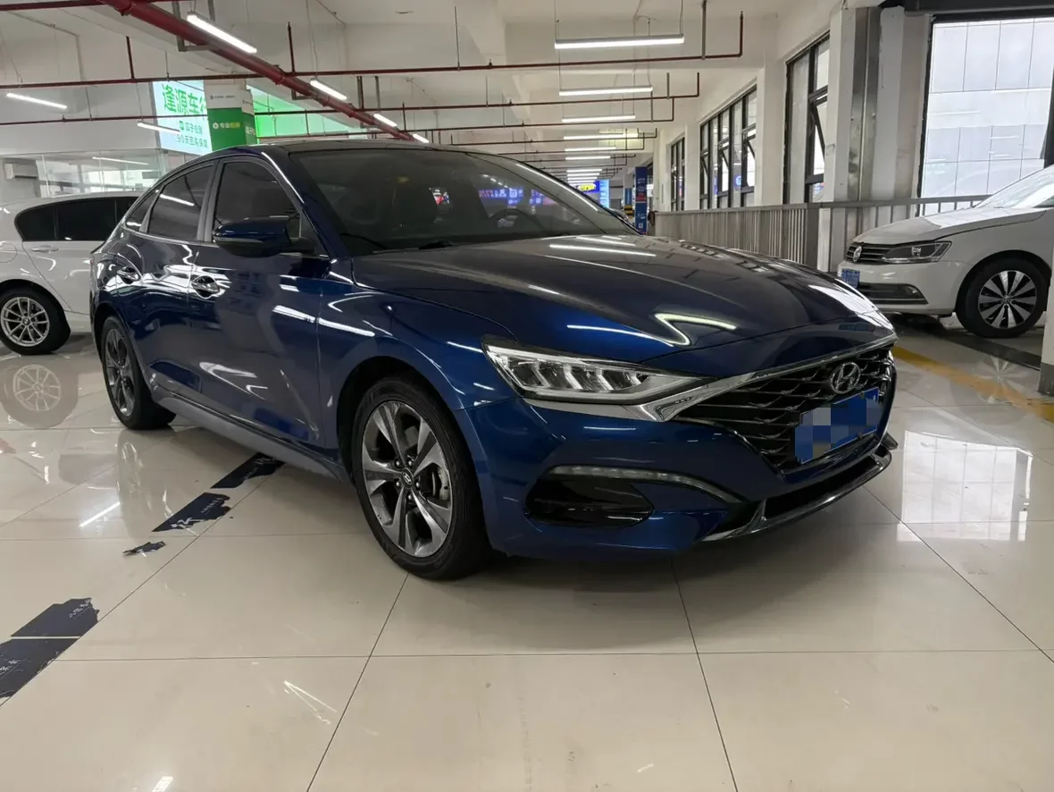 Hyundai Lafesta