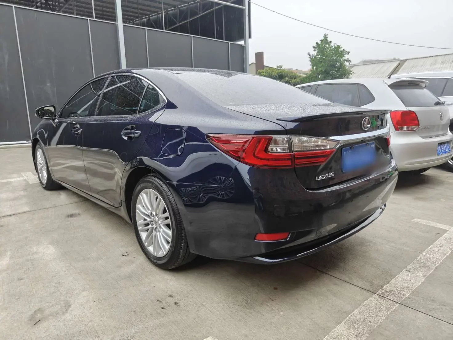 Lexus ES