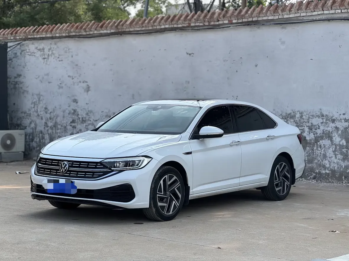 Volkswagen Sagitar