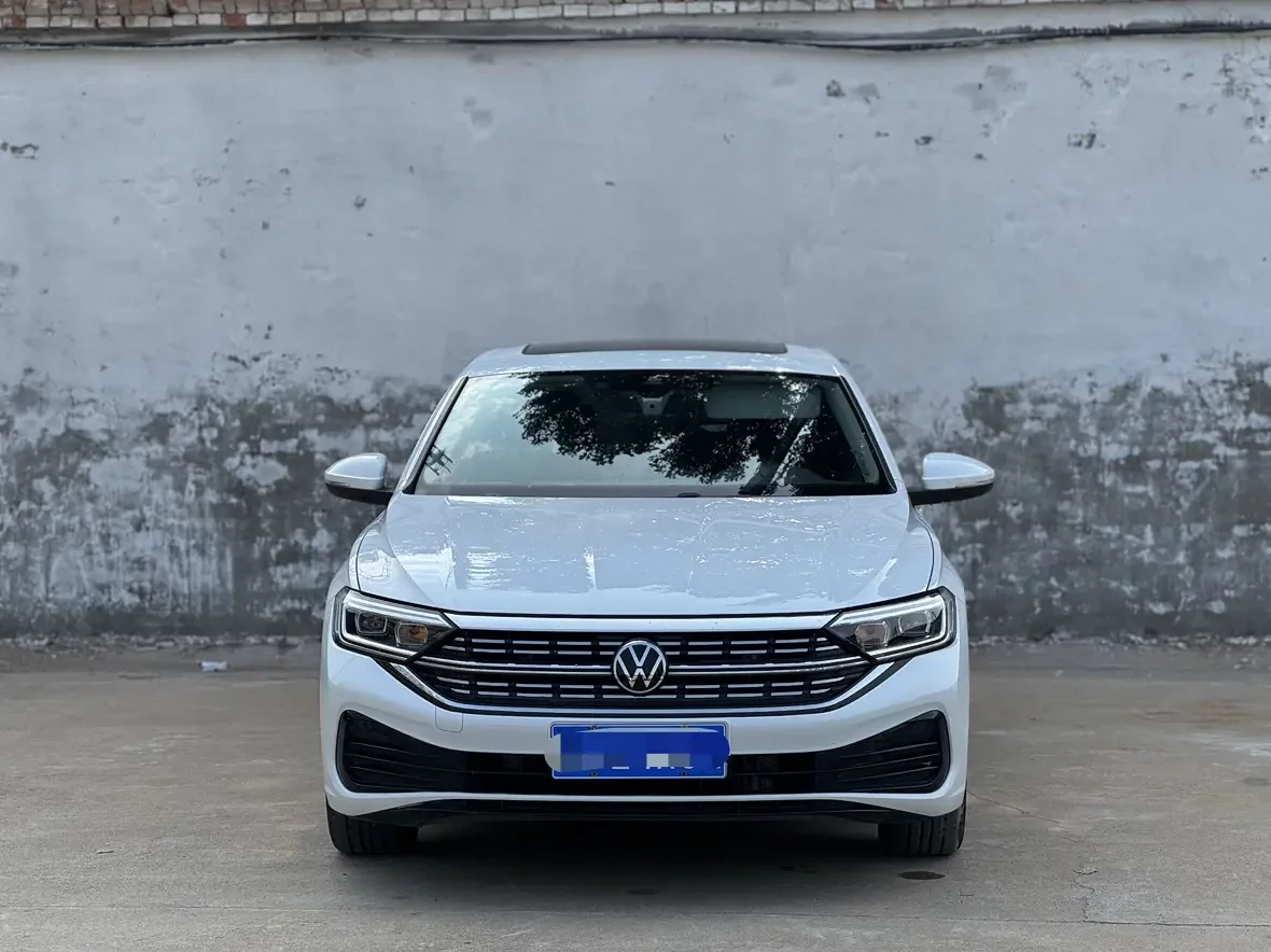 Volkswagen Sagitar