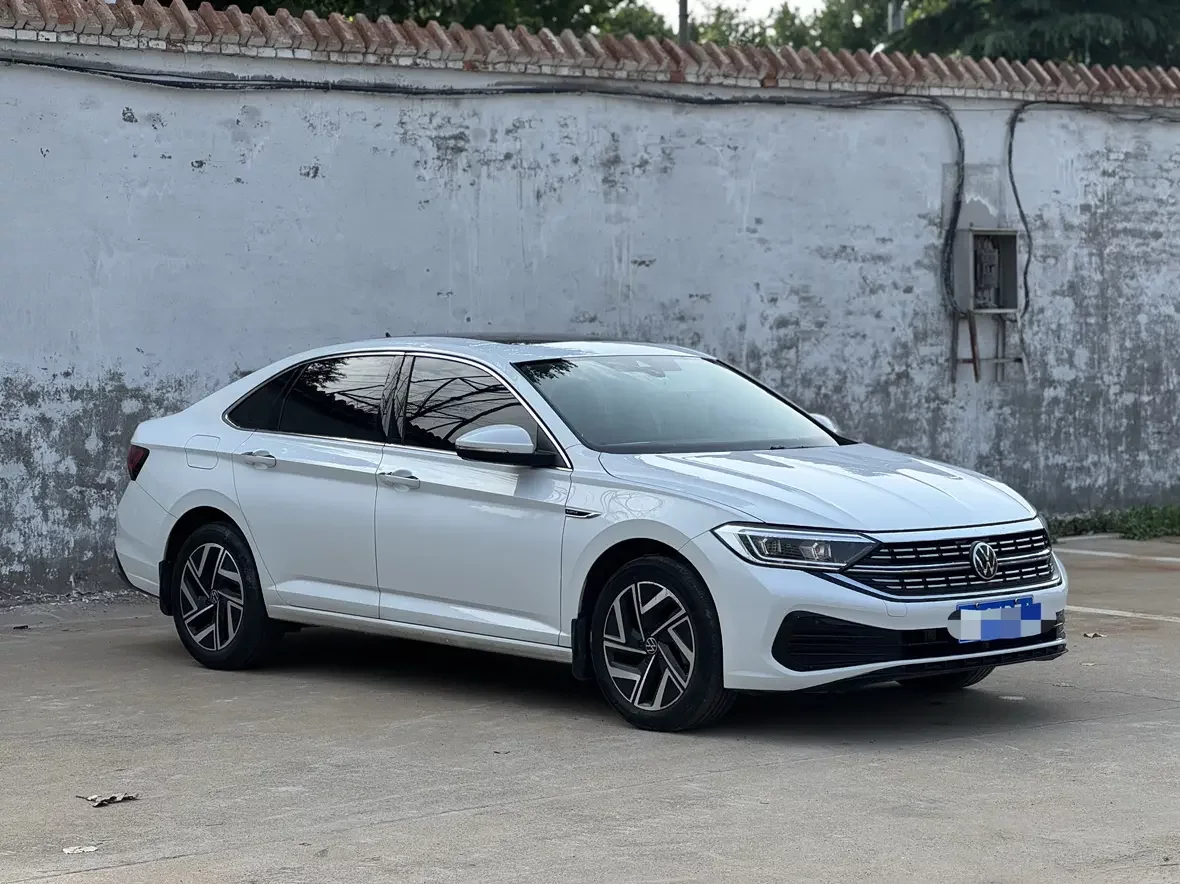 Volkswagen Sagitar