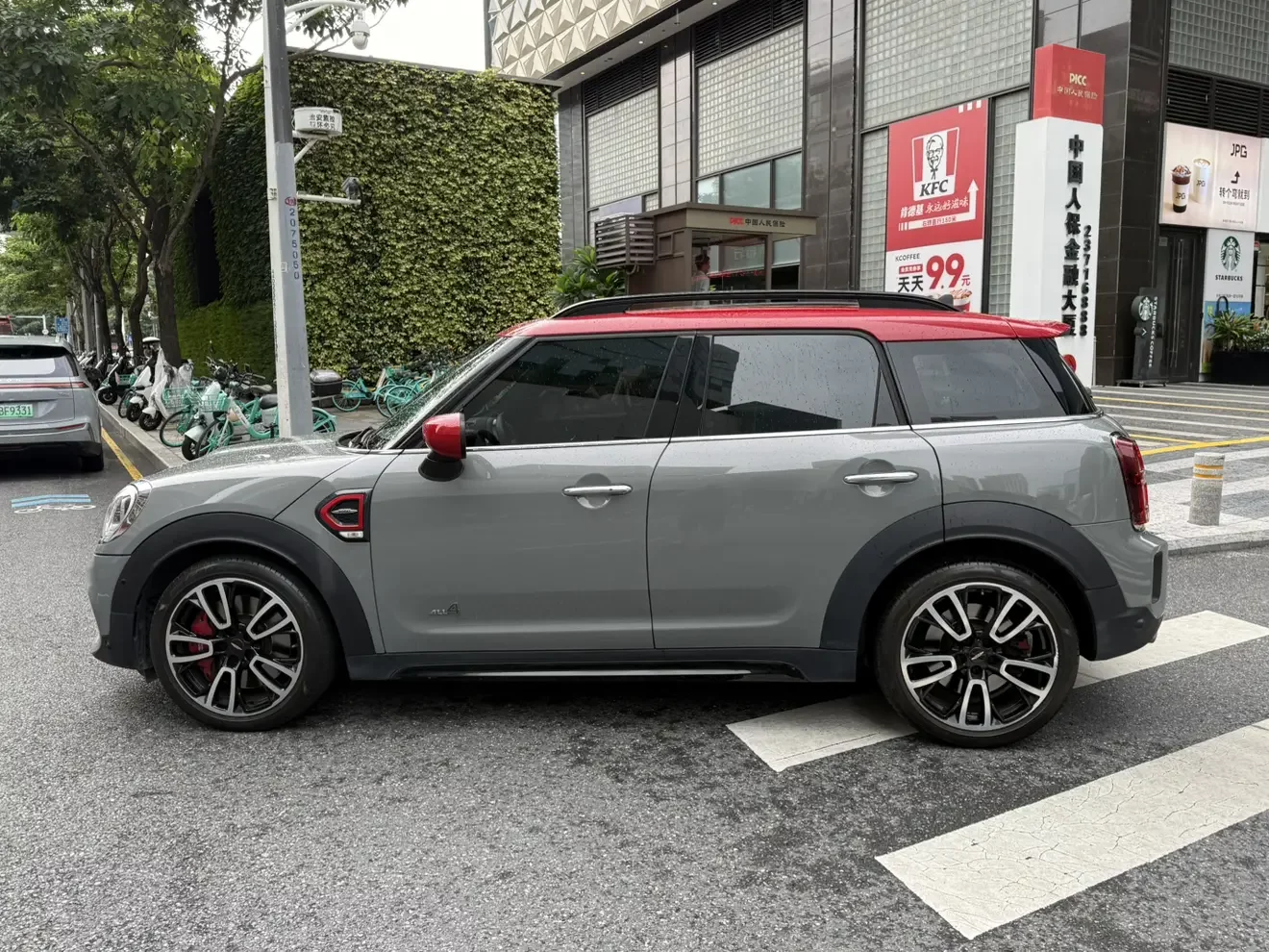 MINI JCW COUNTRYMAN