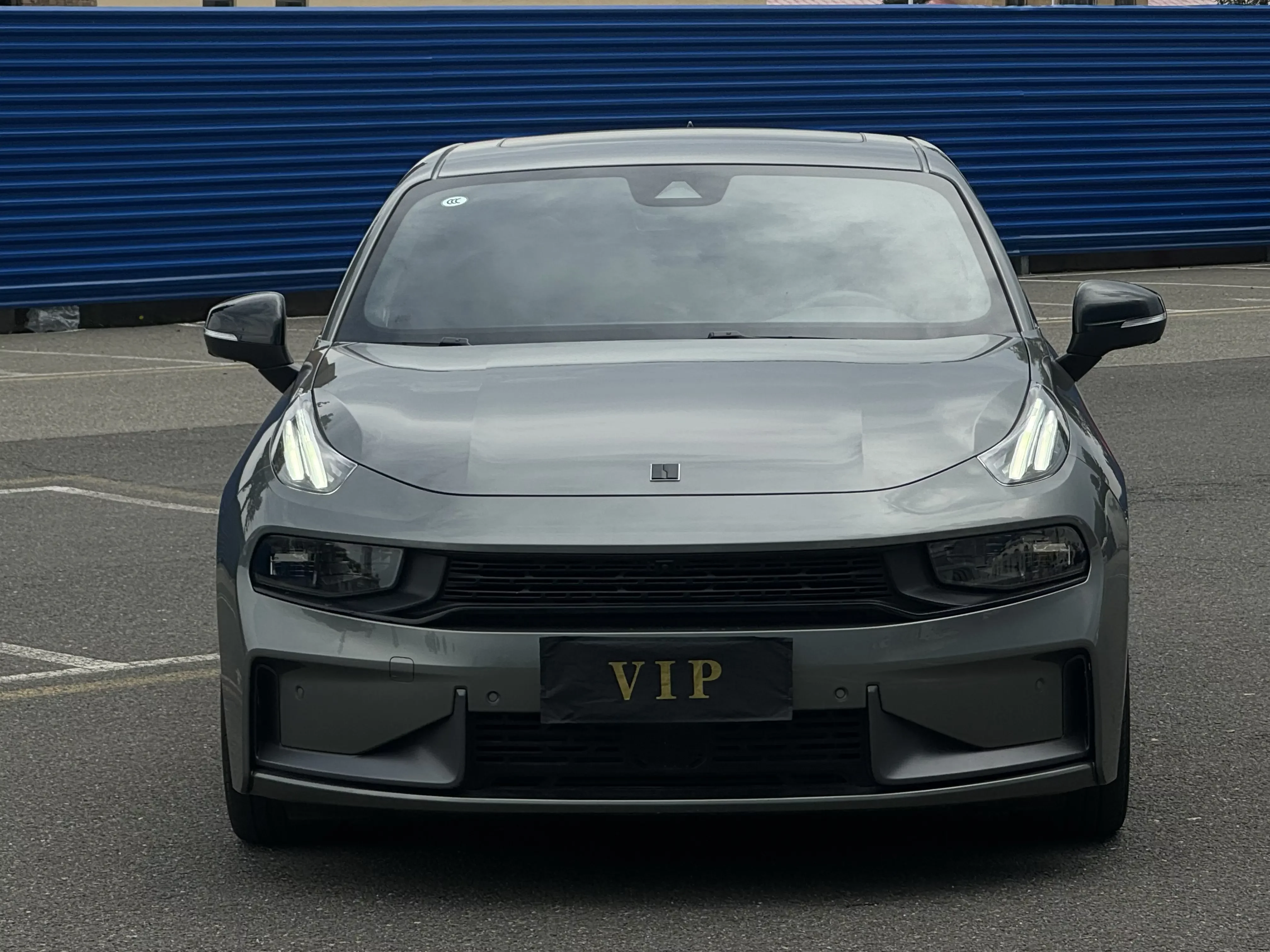 Lynk & Co 03