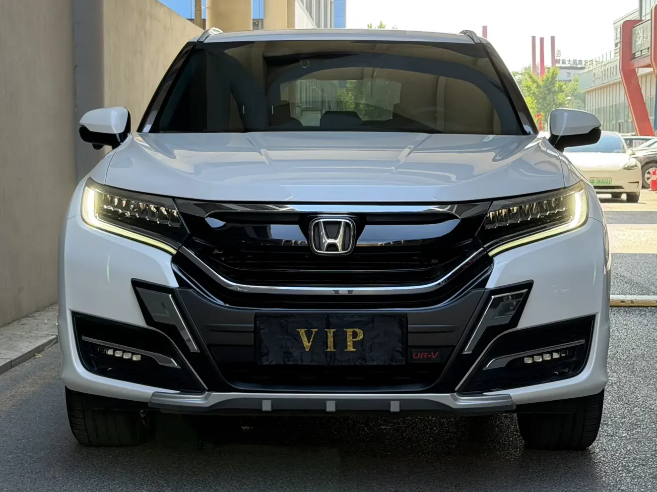 Honda UR-V