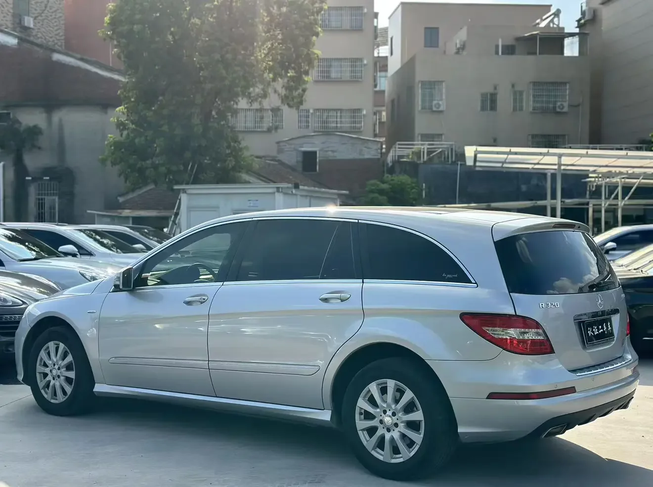 Mercedes-Benz R-Class
