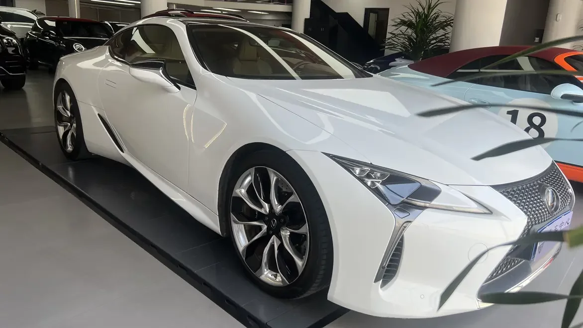 Lexus LC