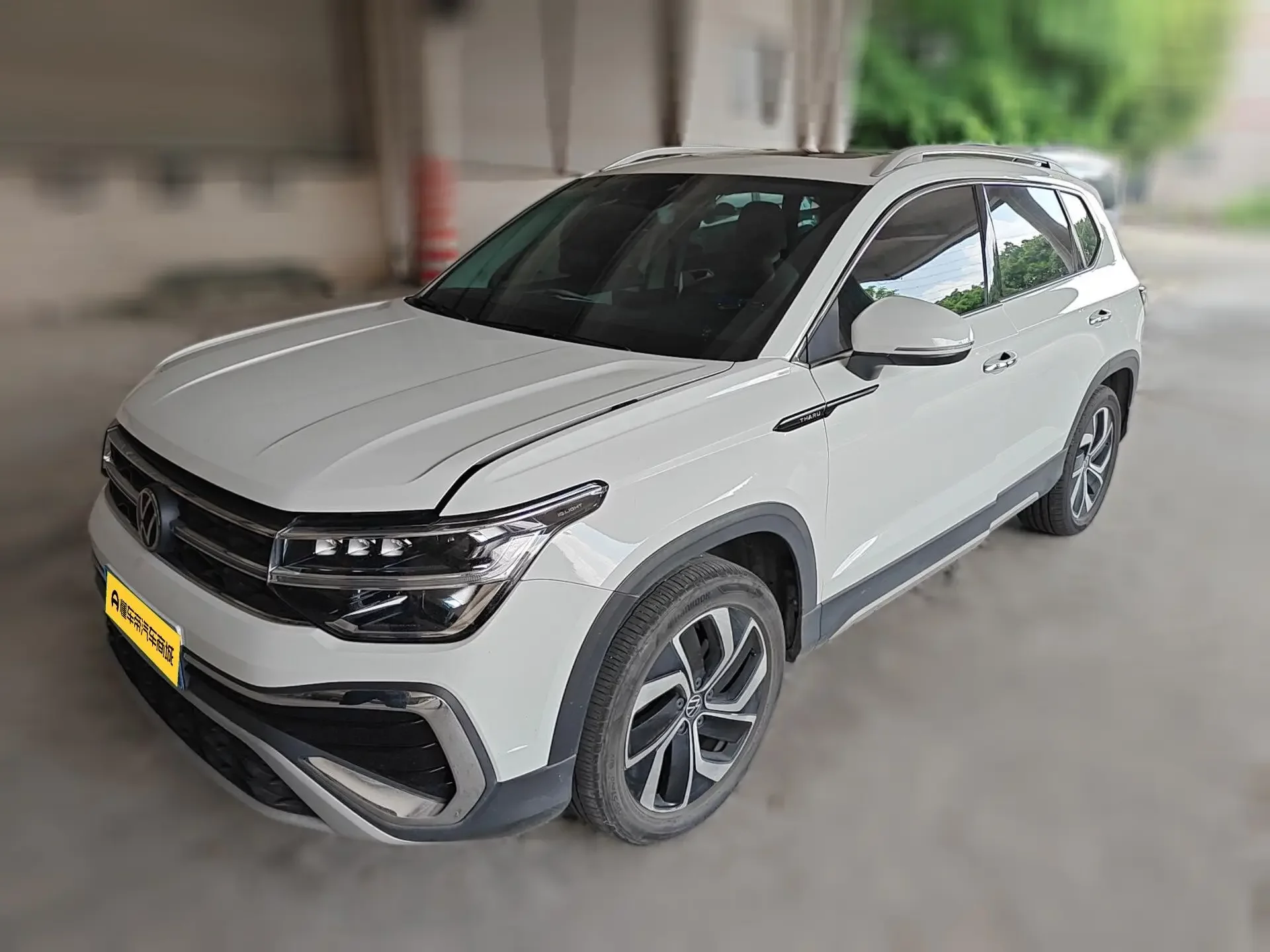 Volkswagen Tharu