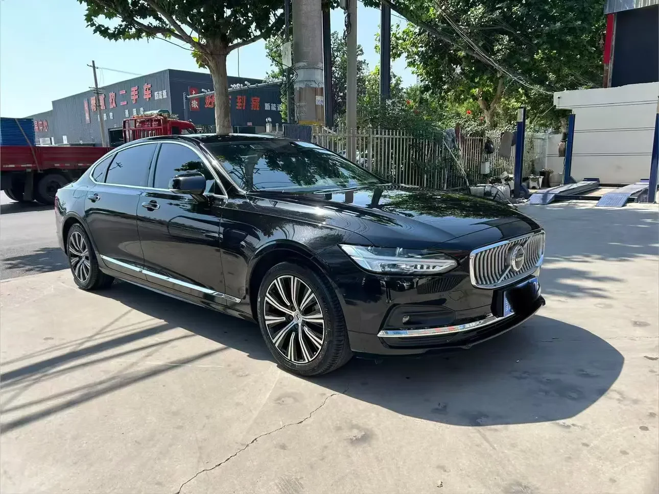 Volvo S90
