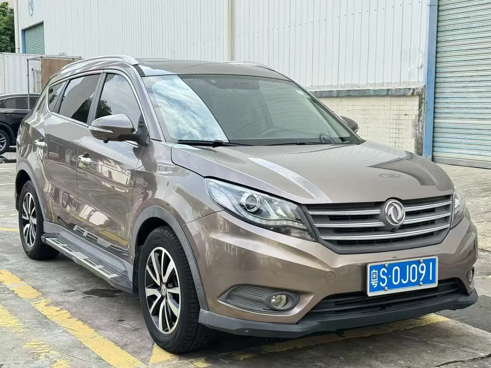 Dongfeng Fengon 580