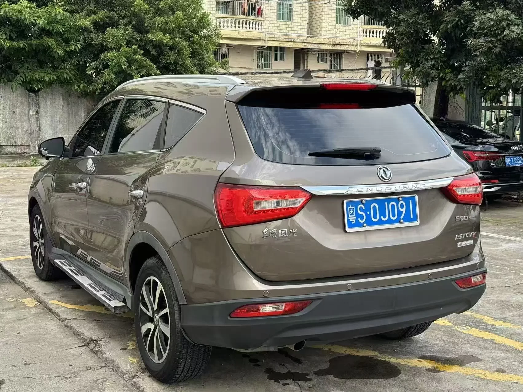 Dongfeng Fengon 580