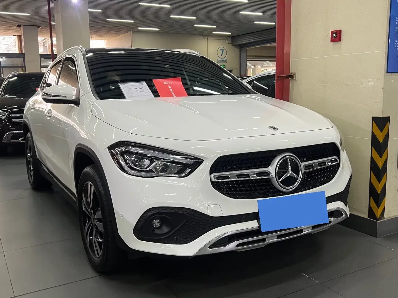 Mercedes-Benz GLA