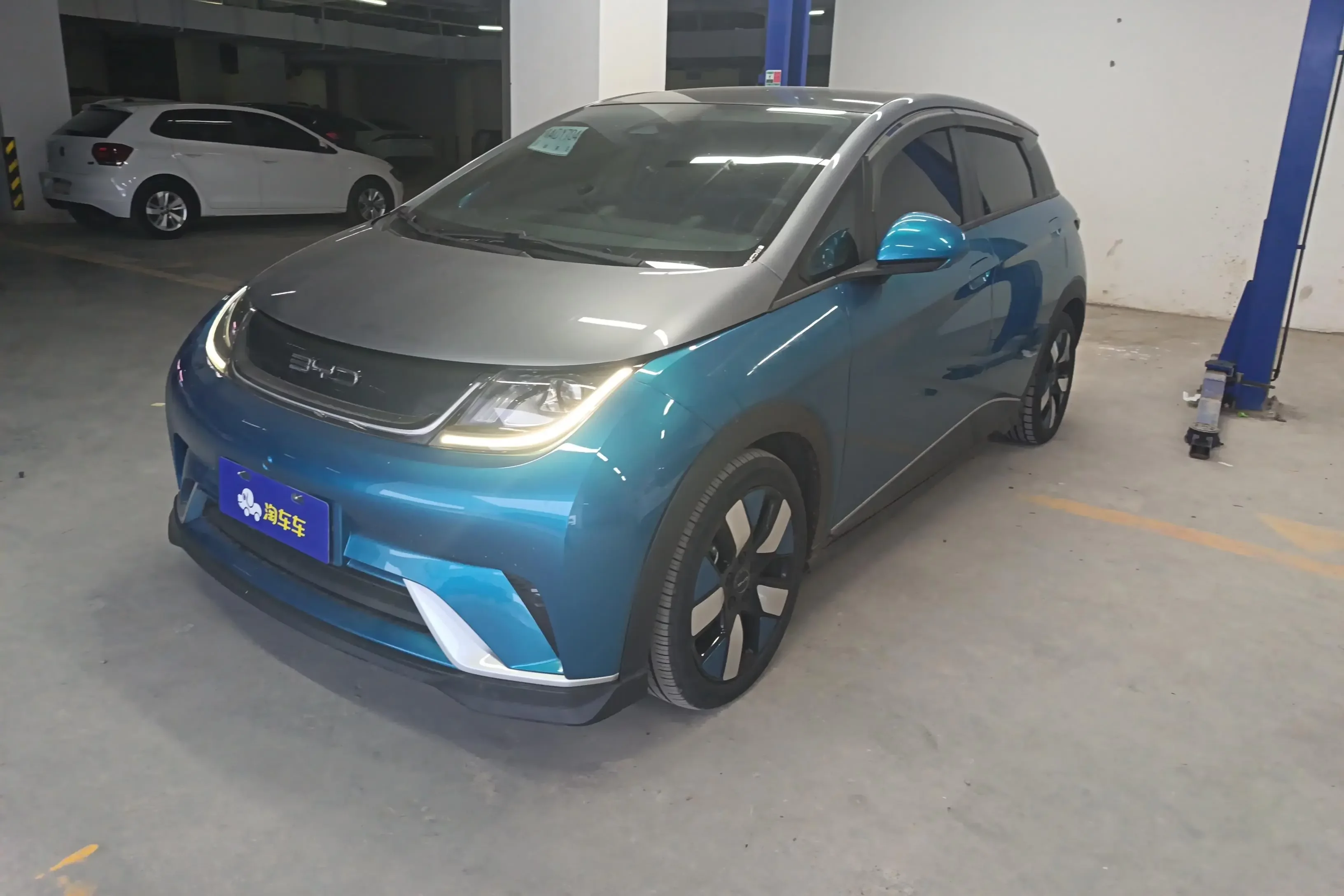 BYD dolphin