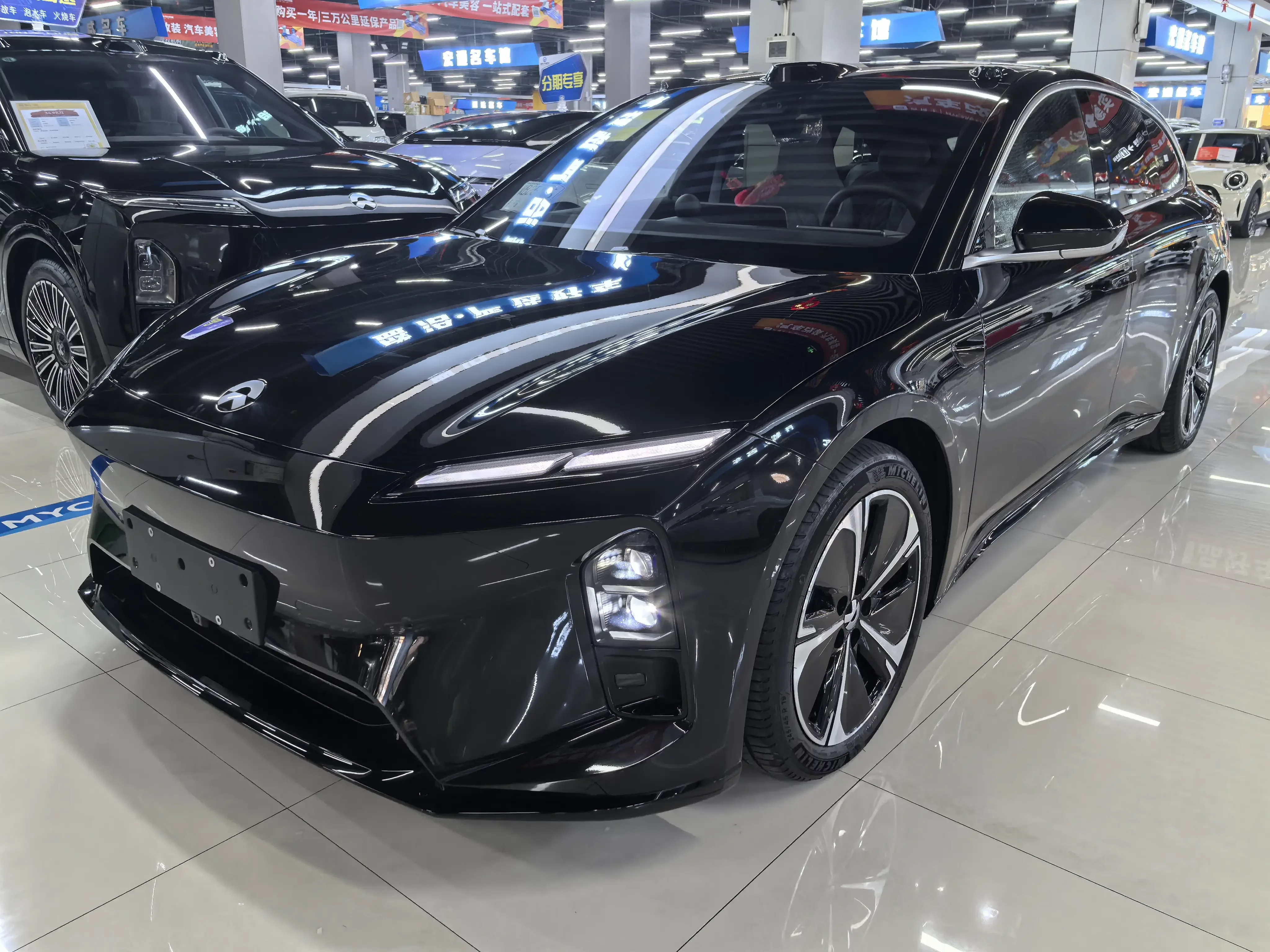 NIO ET5T  из Китая