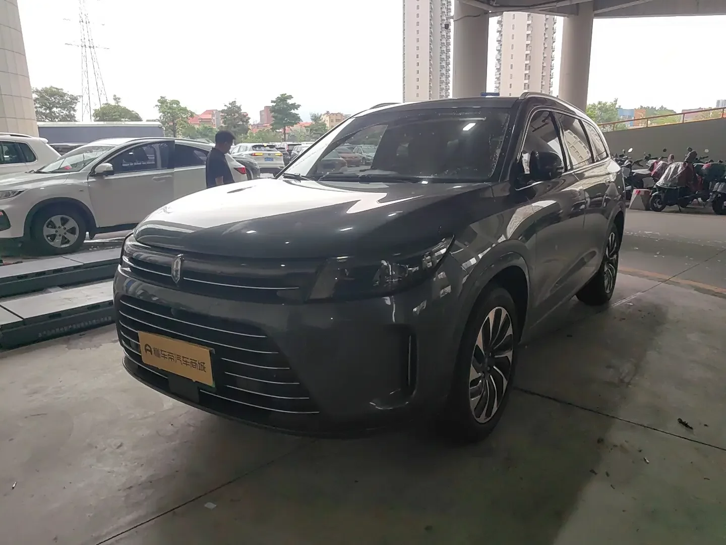 AITO M7