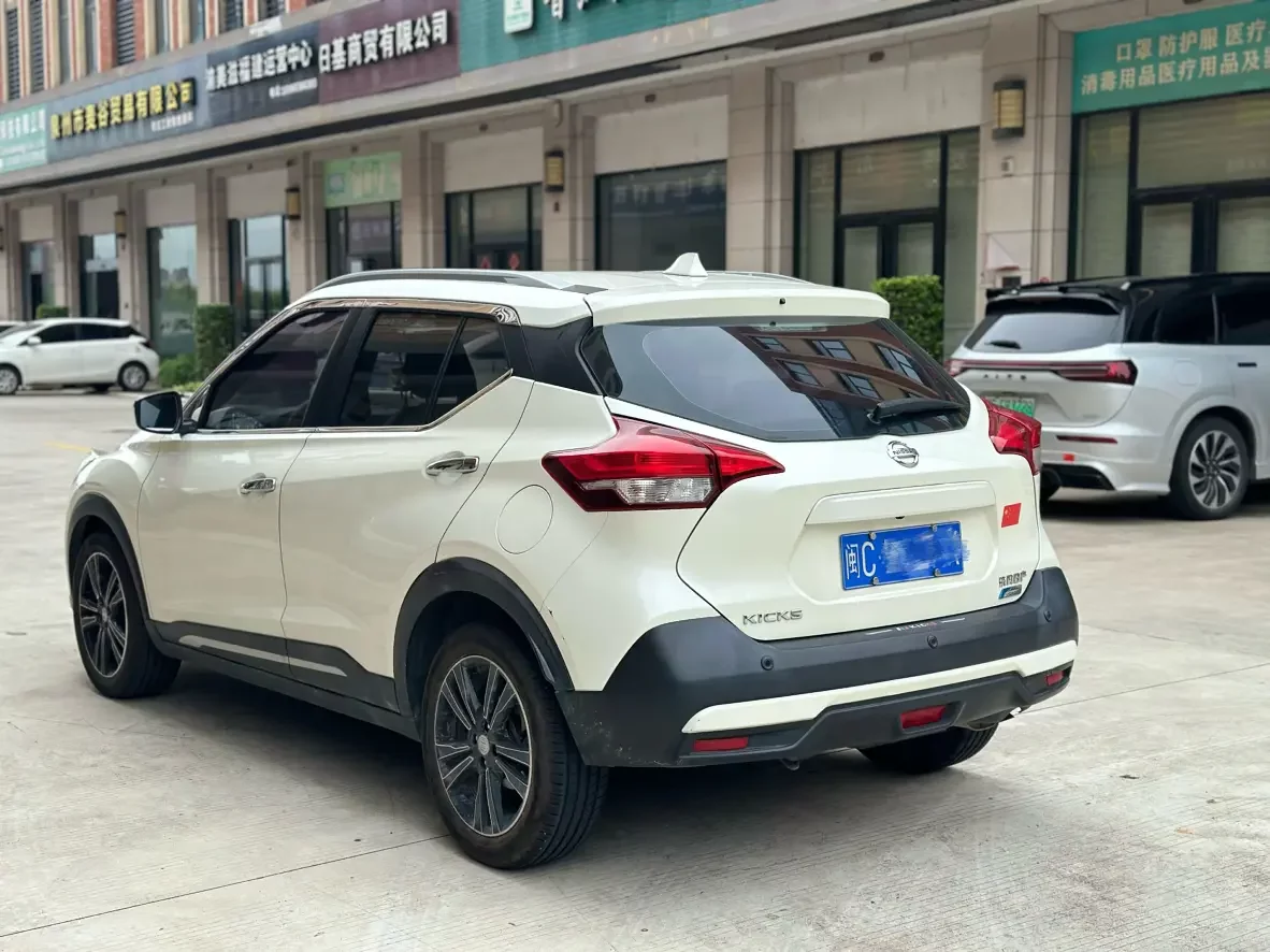 Nissan Jinke