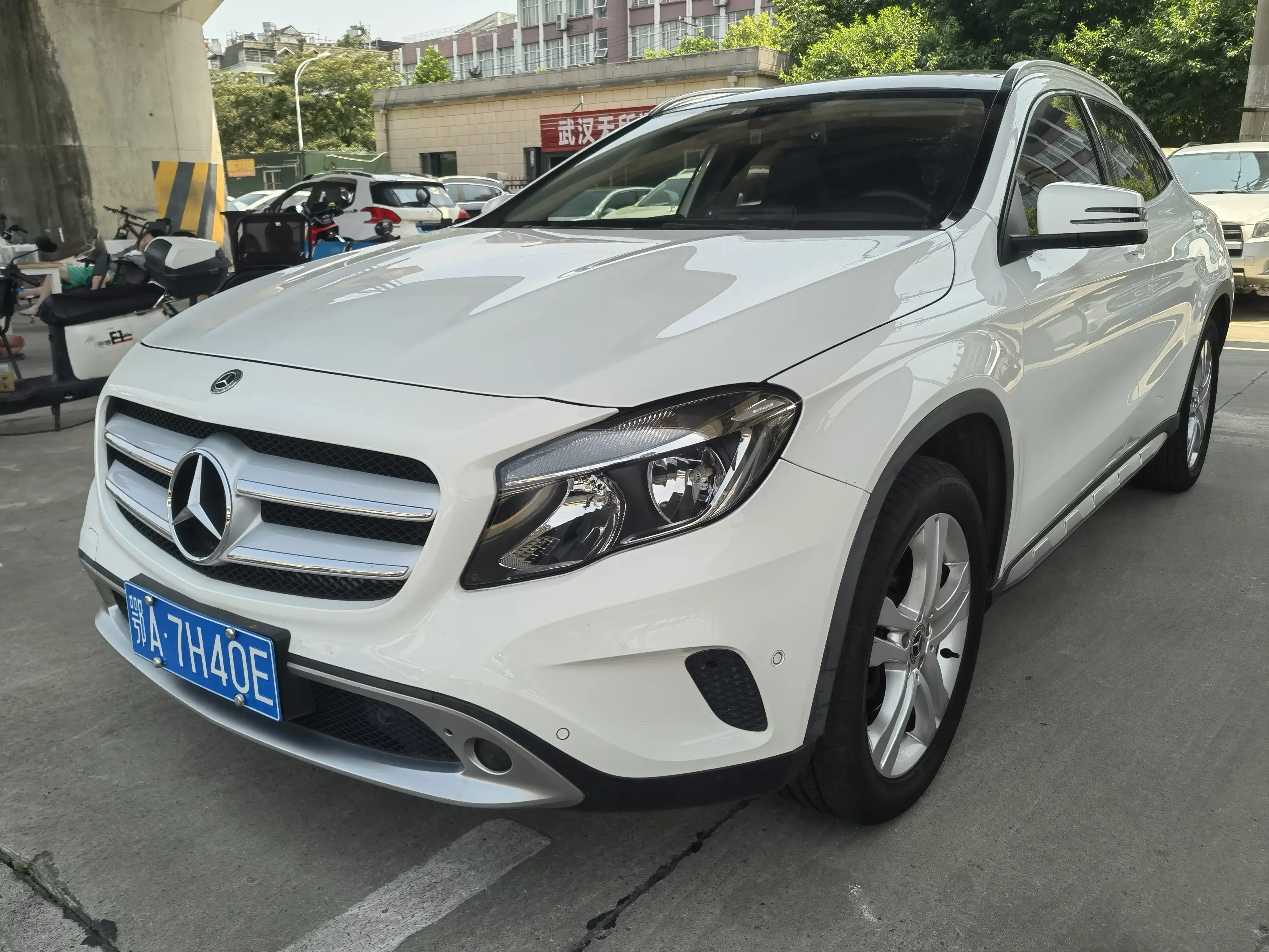 Mercedes-Benz GLA