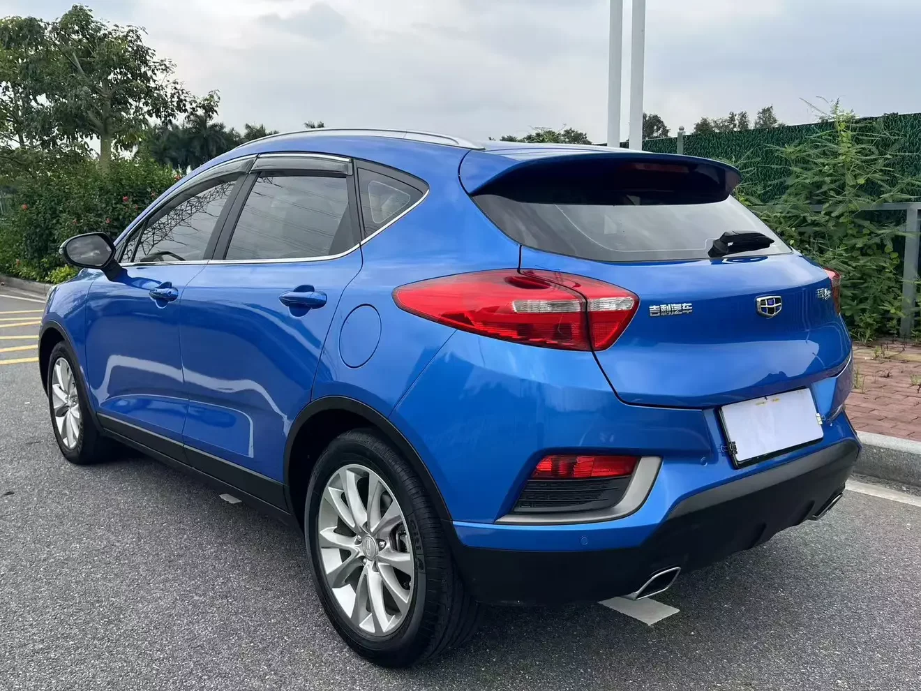 Geely Emgrand GS