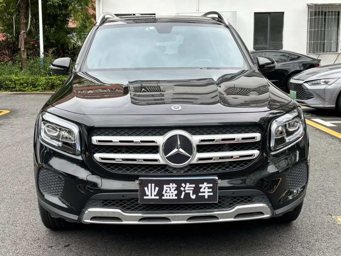 Mercedes-Benz GLB